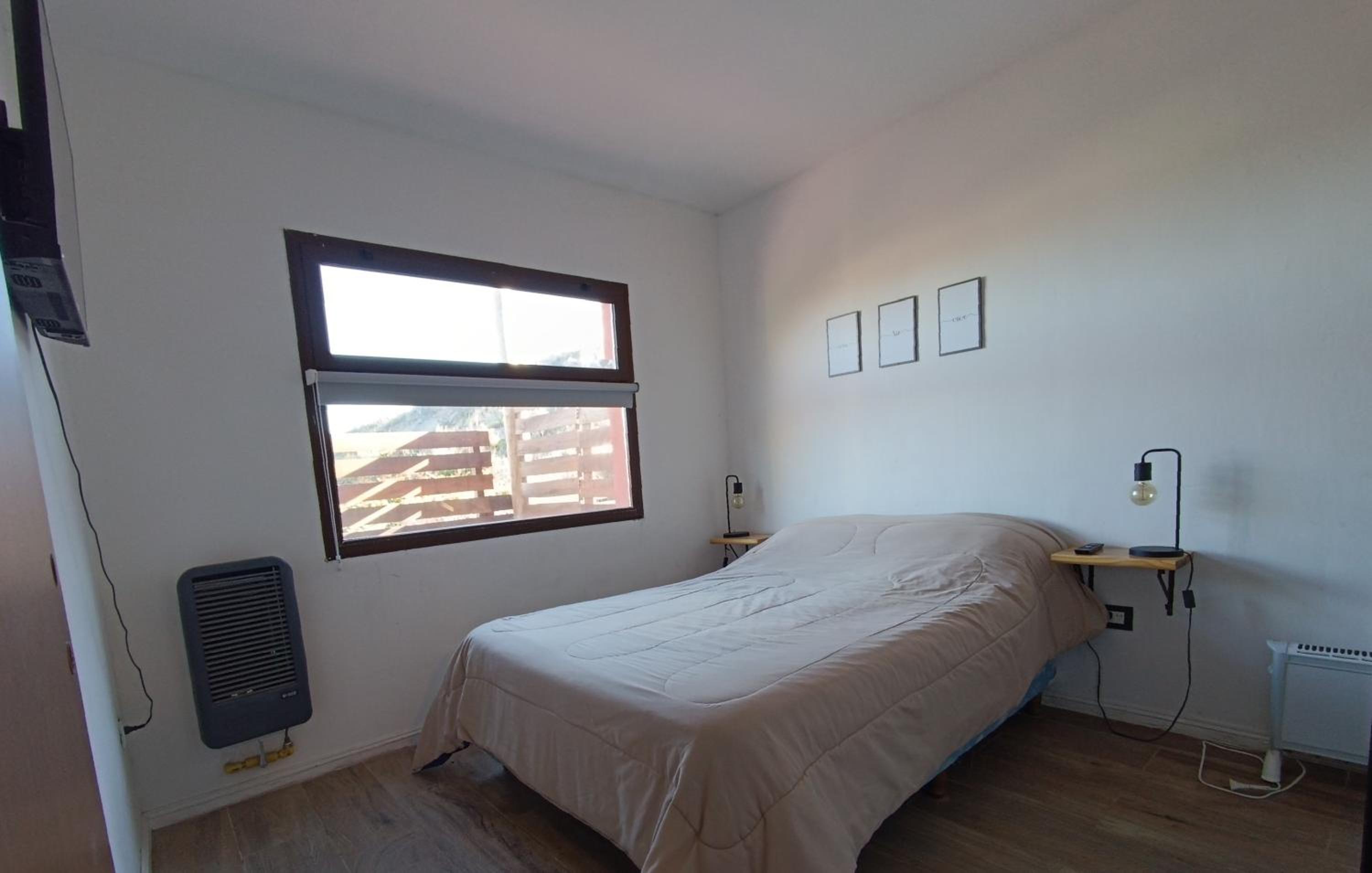 One-Bedroom House photo 3
