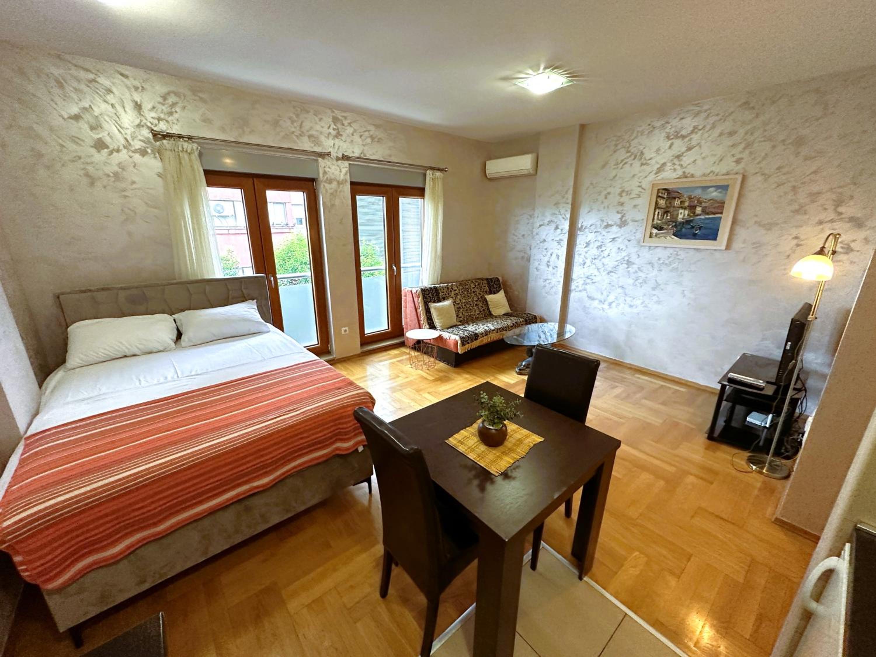 Apartment with River View (Millennium Bridge)