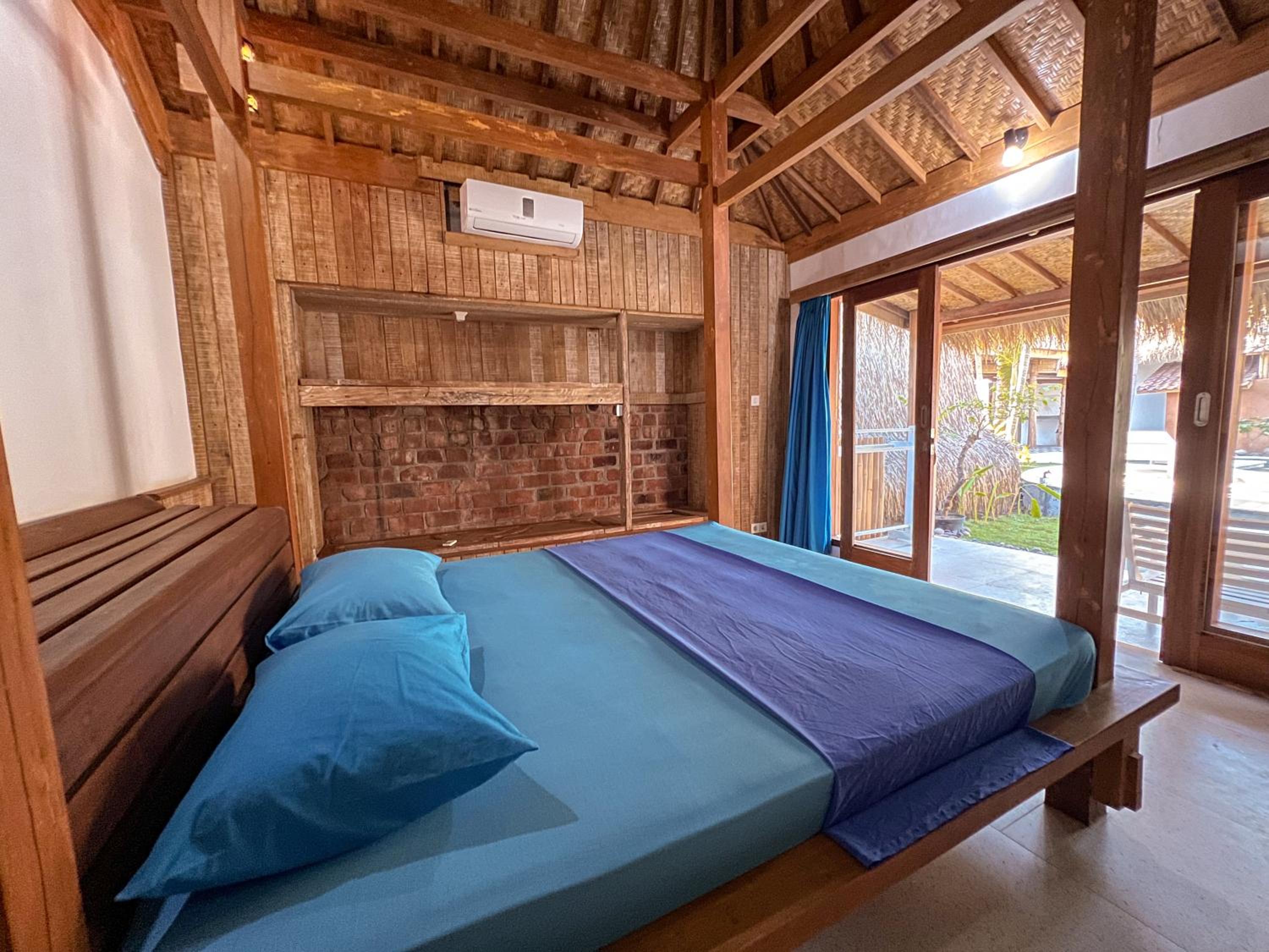 Villa photo 3