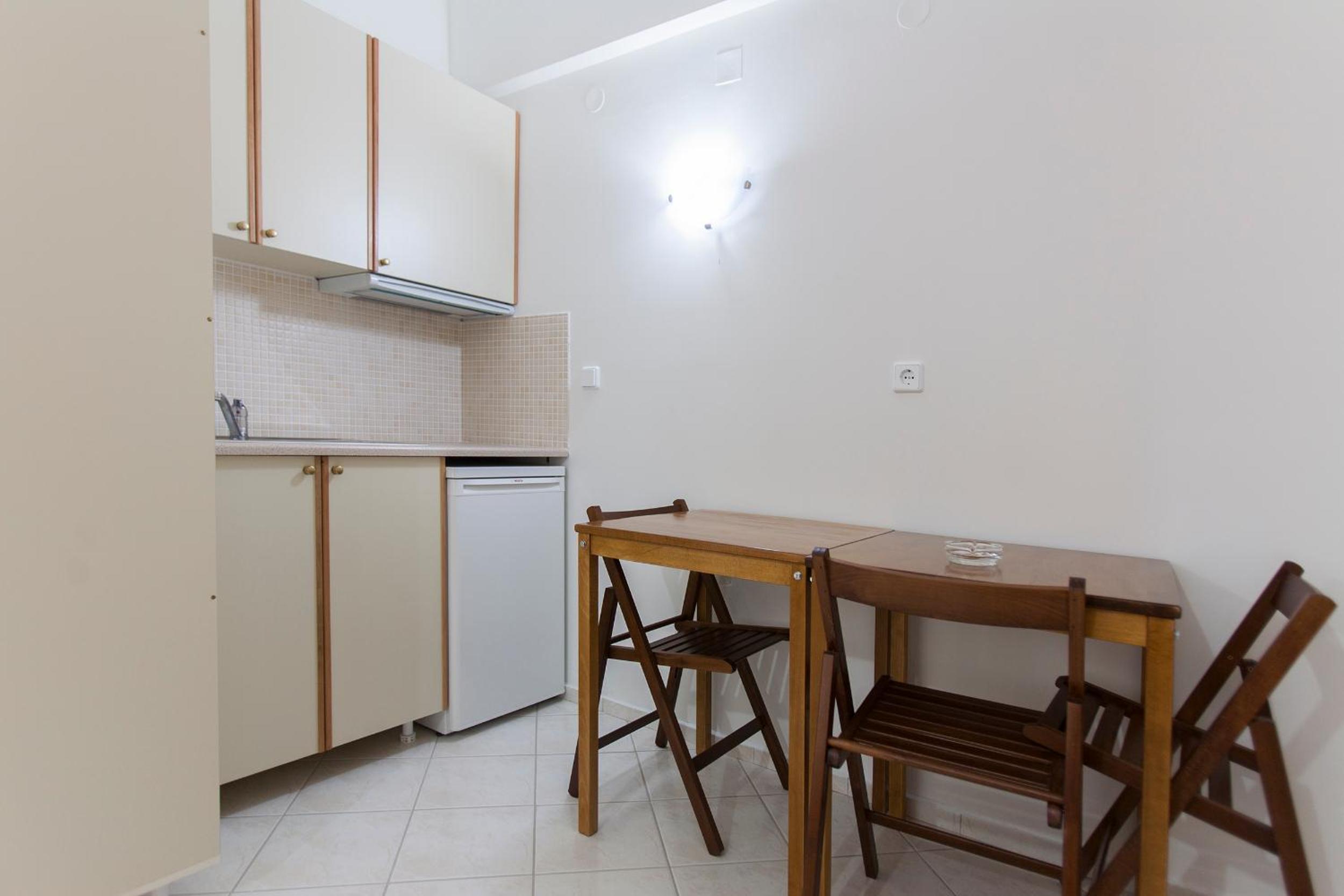 Studio (3 Adults) - Photo 5