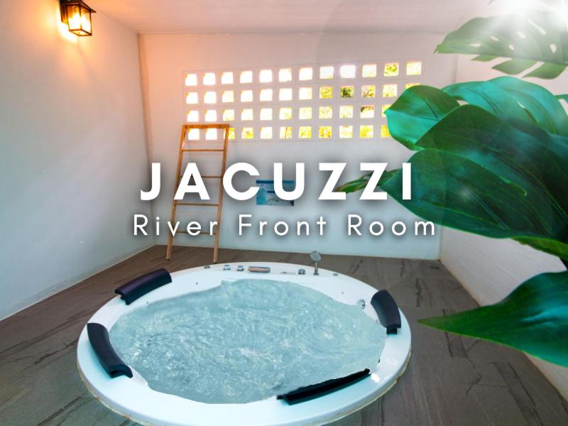 Deluxe Double or Twin Room with Spa Bath - Photo 4