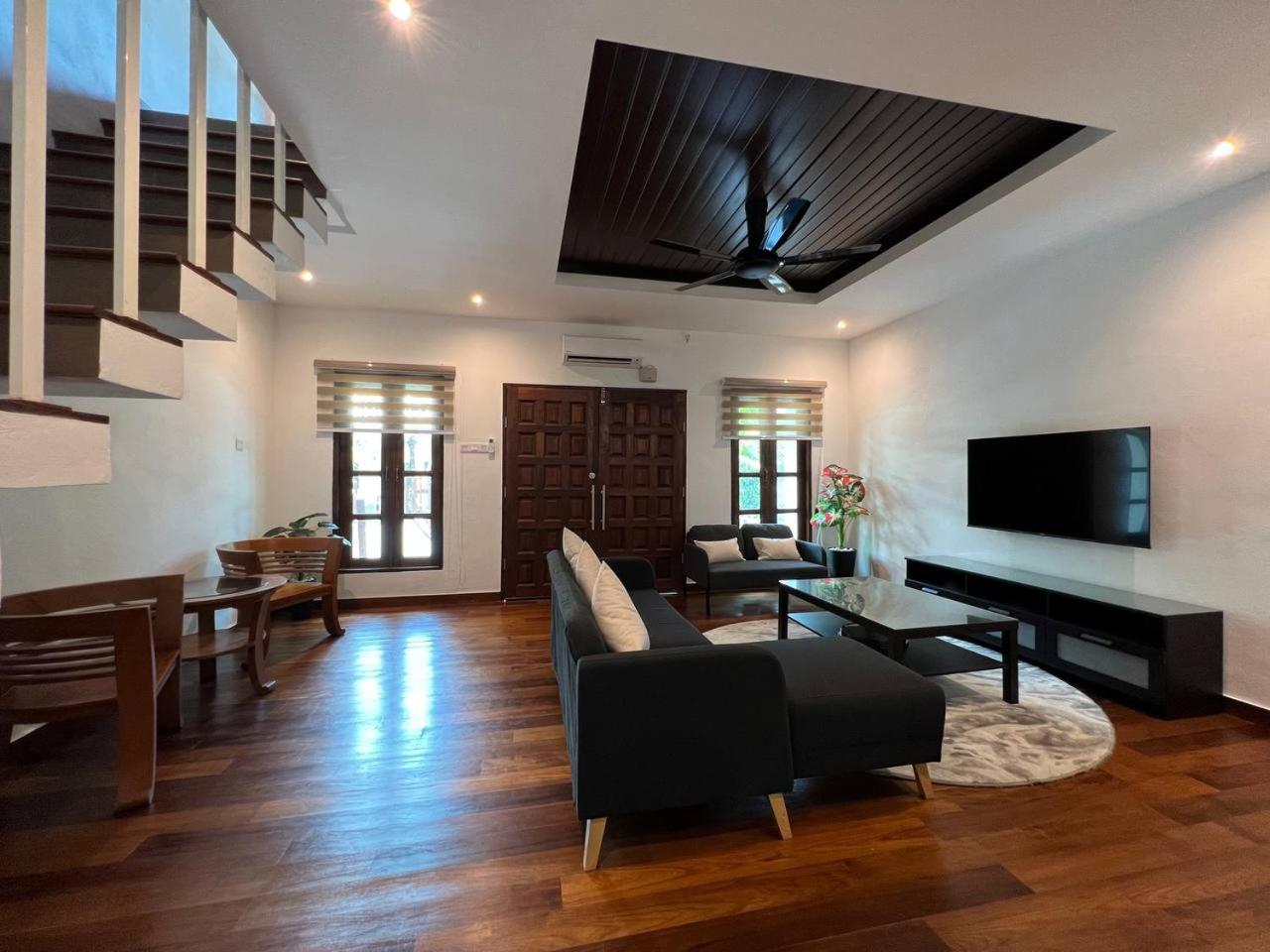 Suite with Lake View photo 2