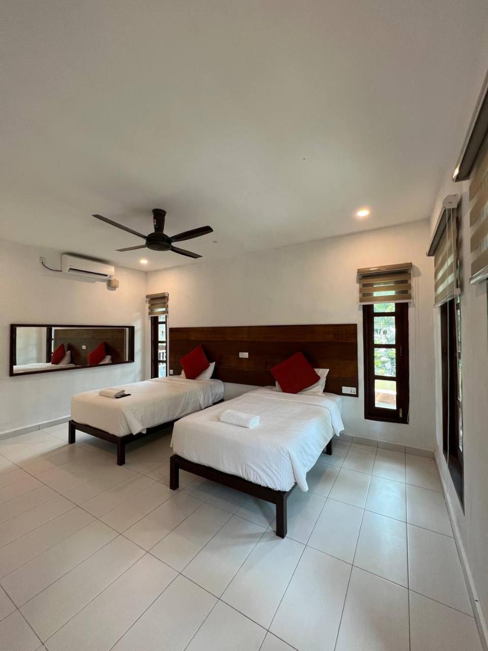 Deluxe Twin Room photo 2