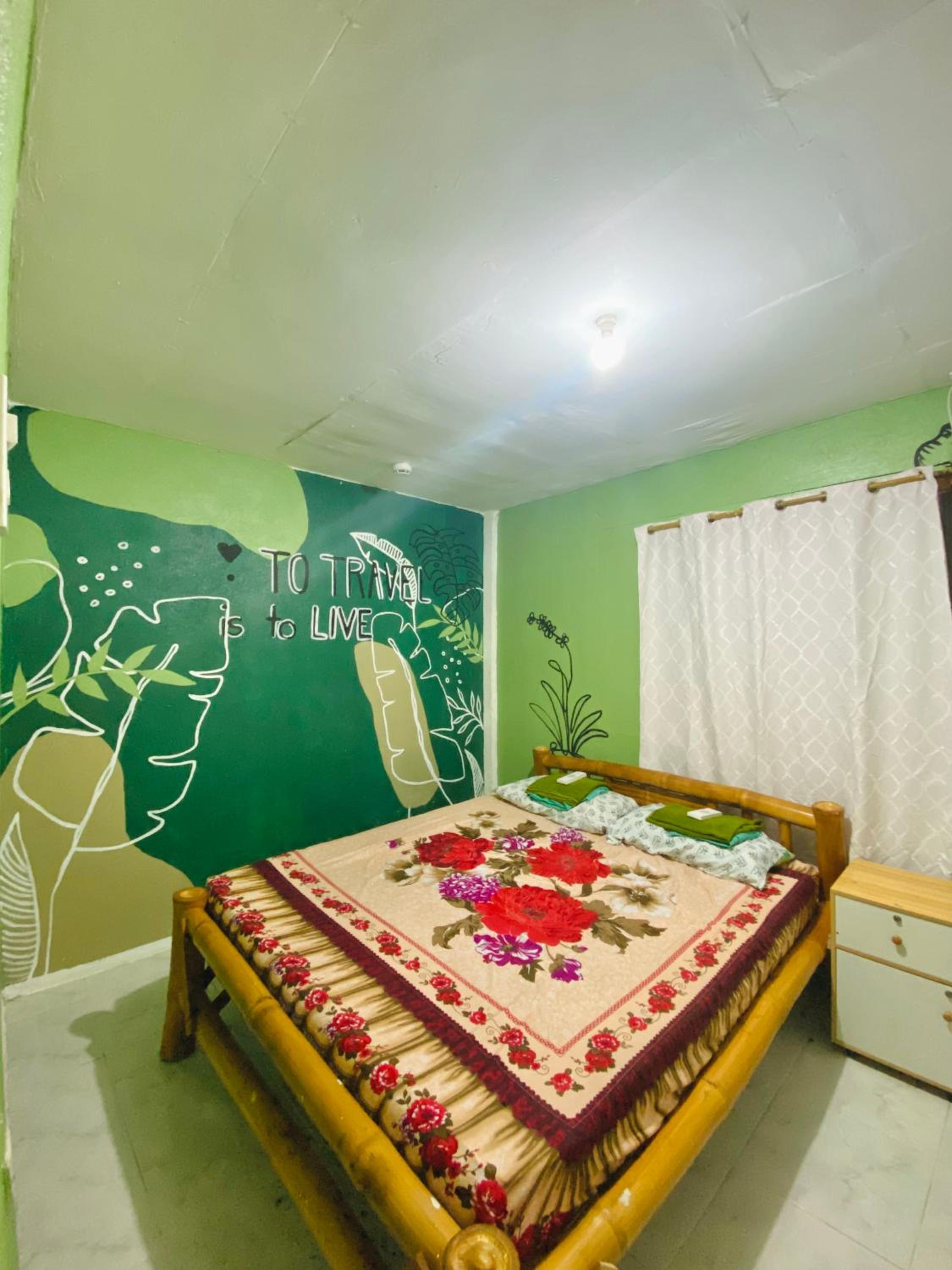 Double Room with Shared Bathroom photo 1