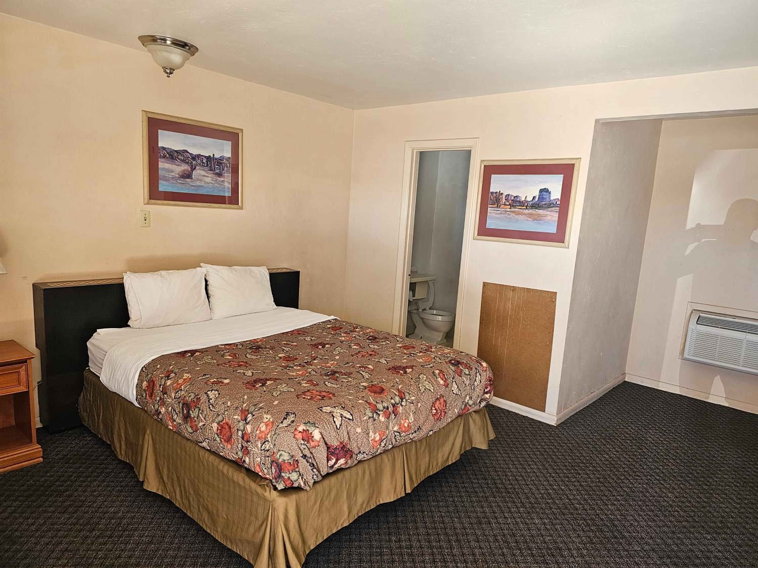 Deluxe Queen Room photo 2