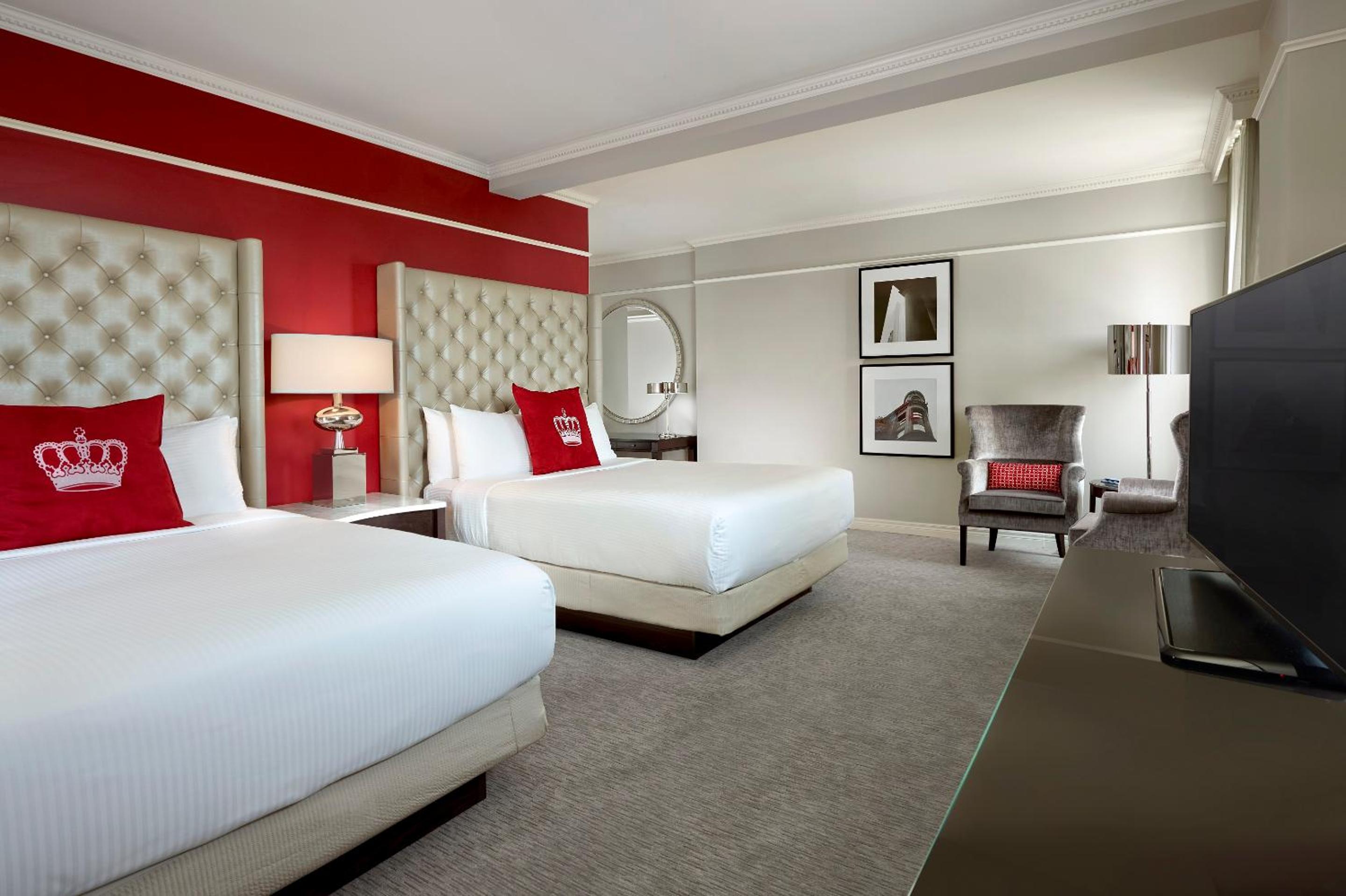 Royal Club Deluxe Room - 2 Queen Beds
