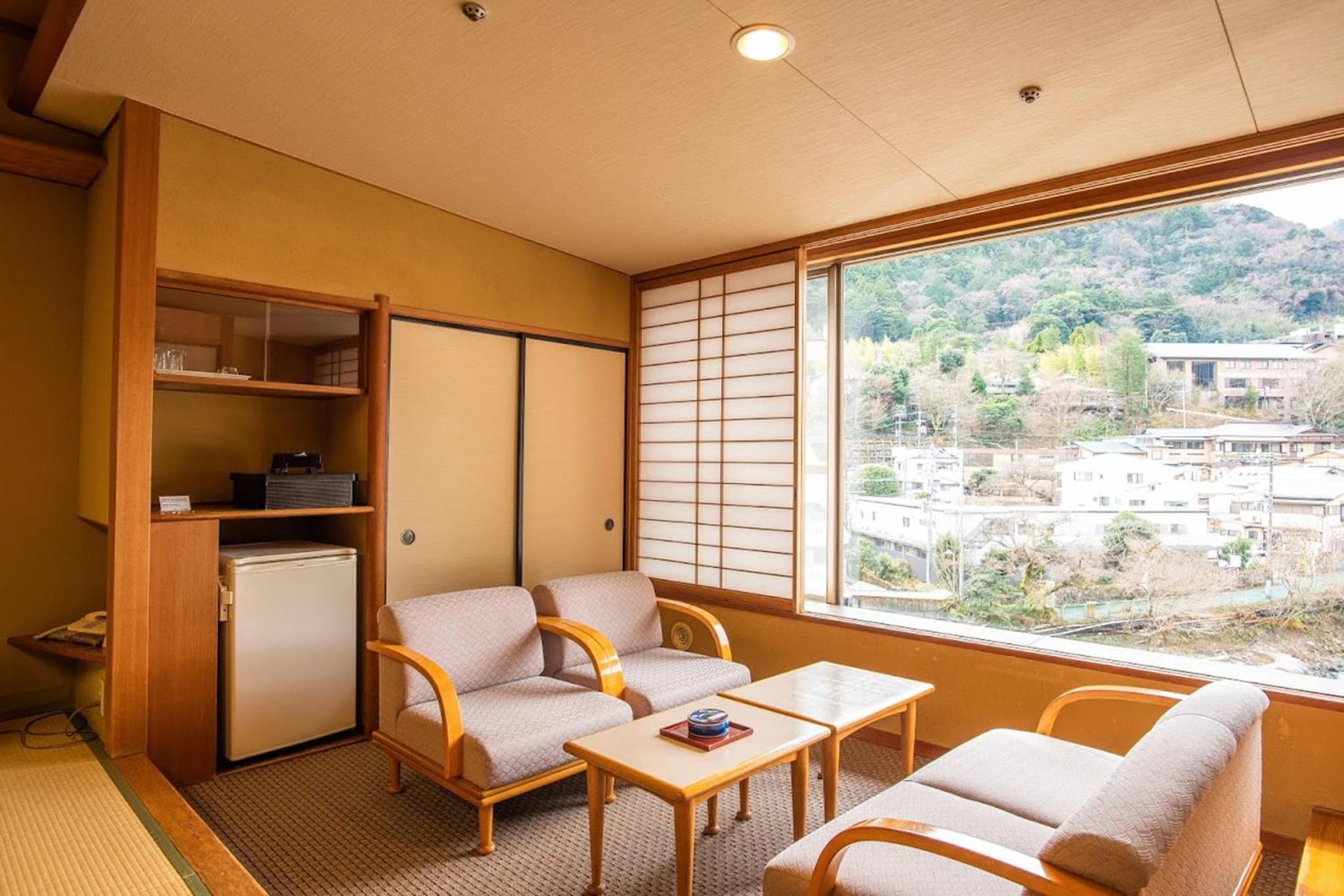 Japanese-Style Superior Room with River View - Photo 3