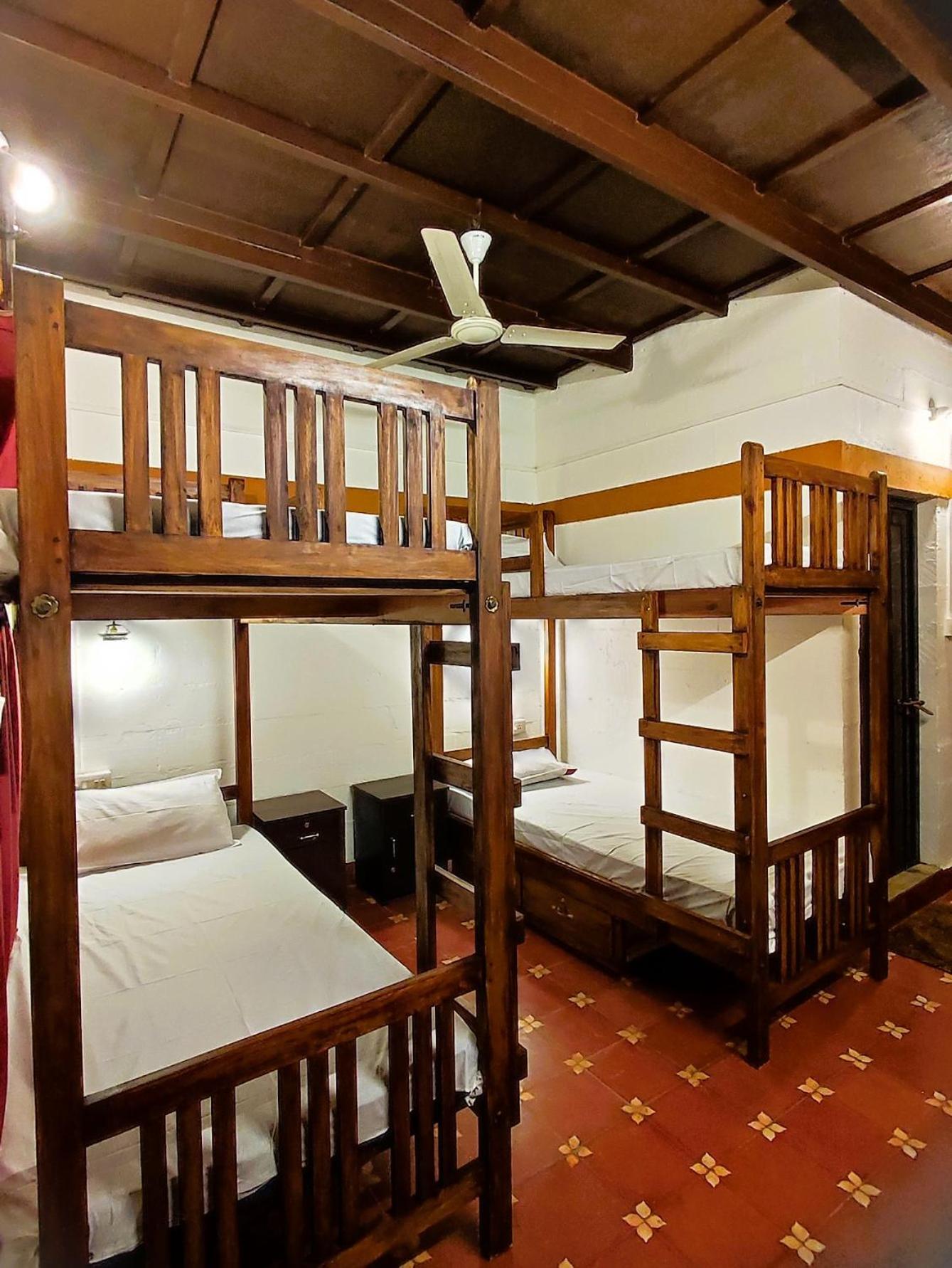 4-Bed Mixed Dormitory Room photo 2