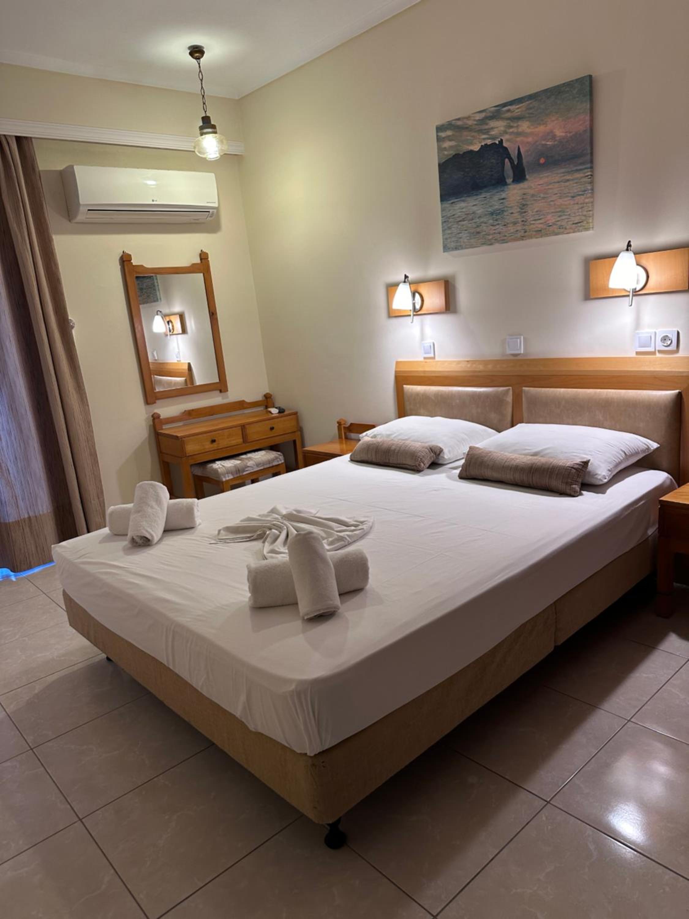 Double Room with Balcony - Двухместный номер с балконом