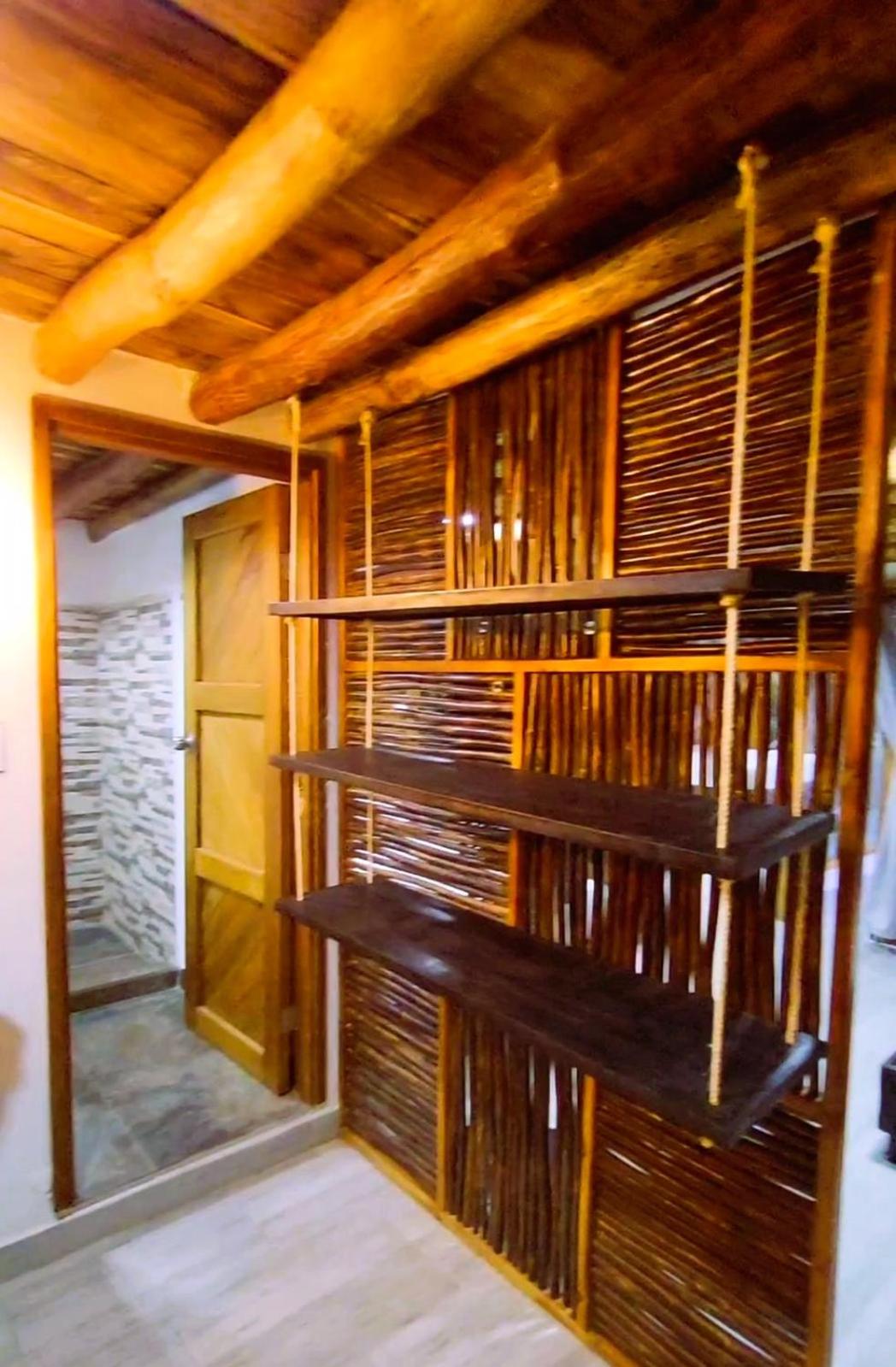 One-Bedroom House photo 1
