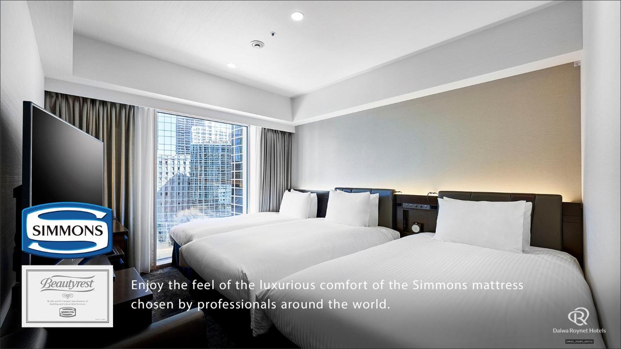 Family Room - Non-Smoking (Simmons Bed) thumbnail 5