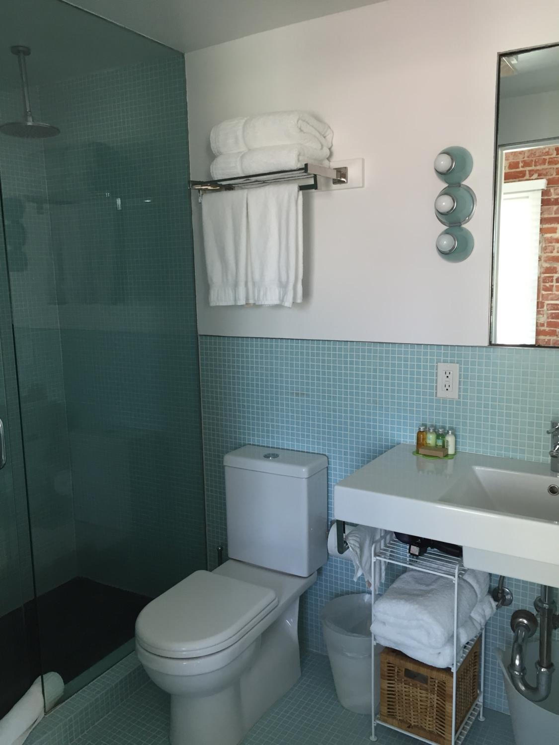 Oceanfront View Studio Suite
