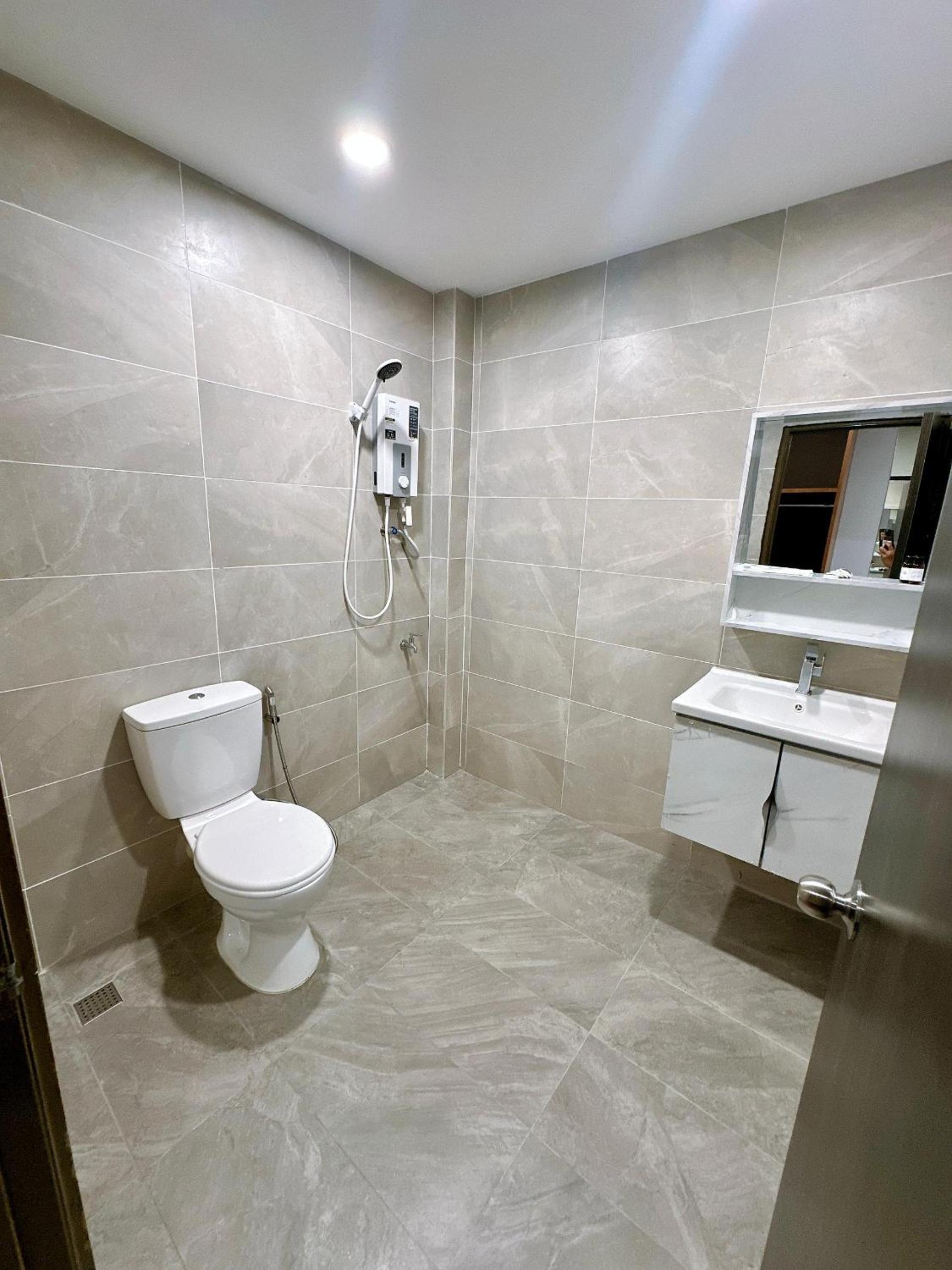 Three-Bedroom Suite photo 2