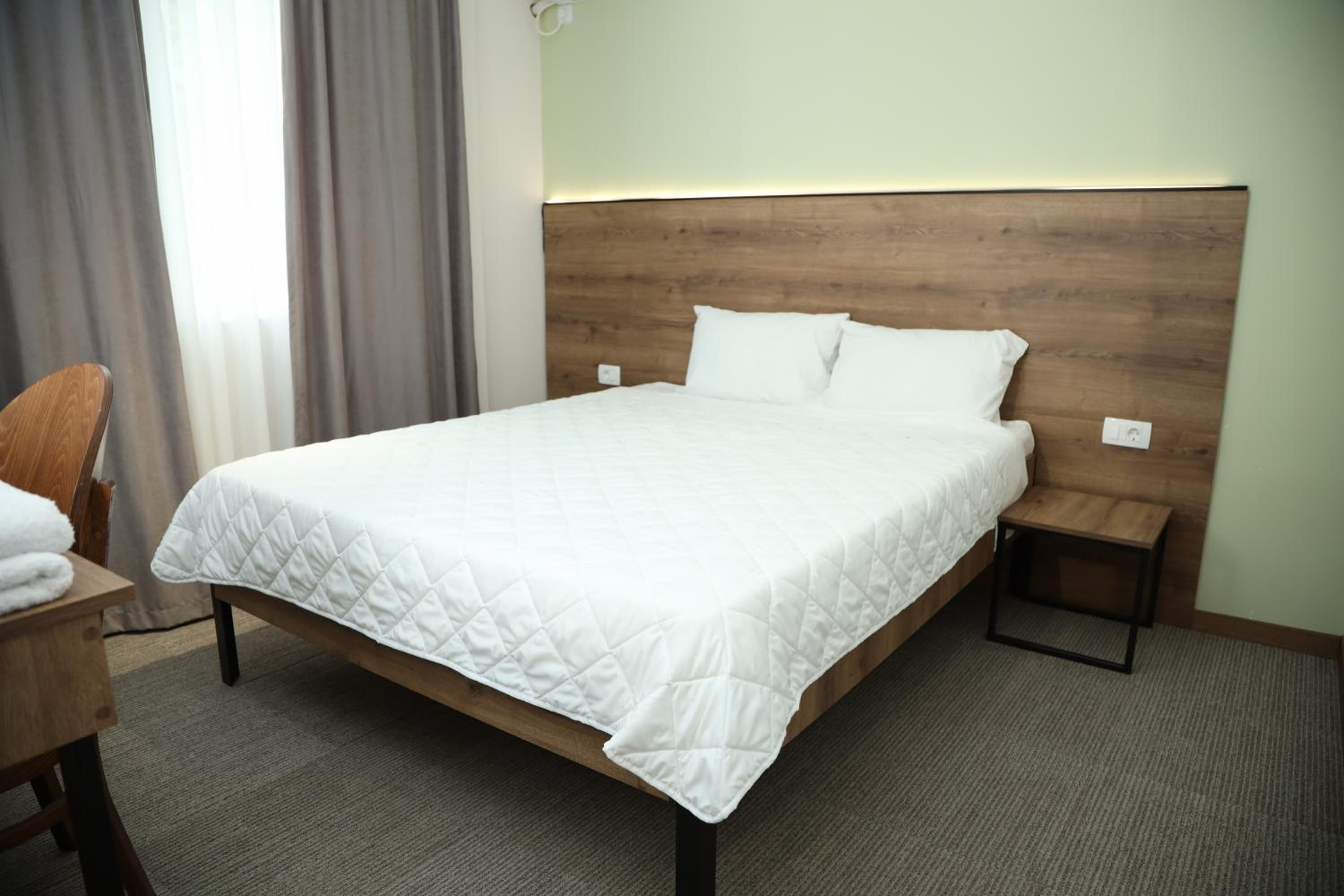 Double Room with Extra Bed photo 2