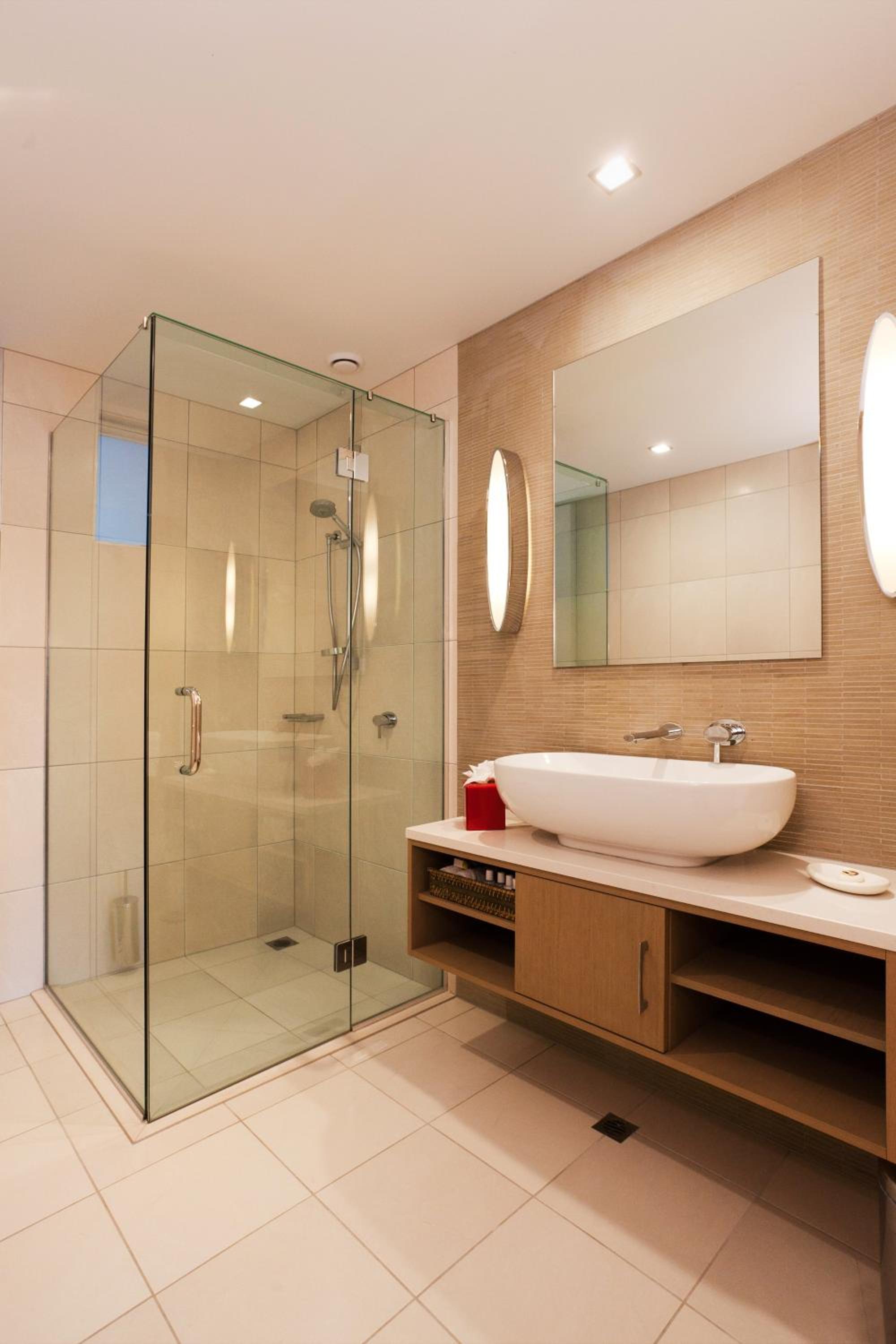 Superior One-Bedroom Apartment