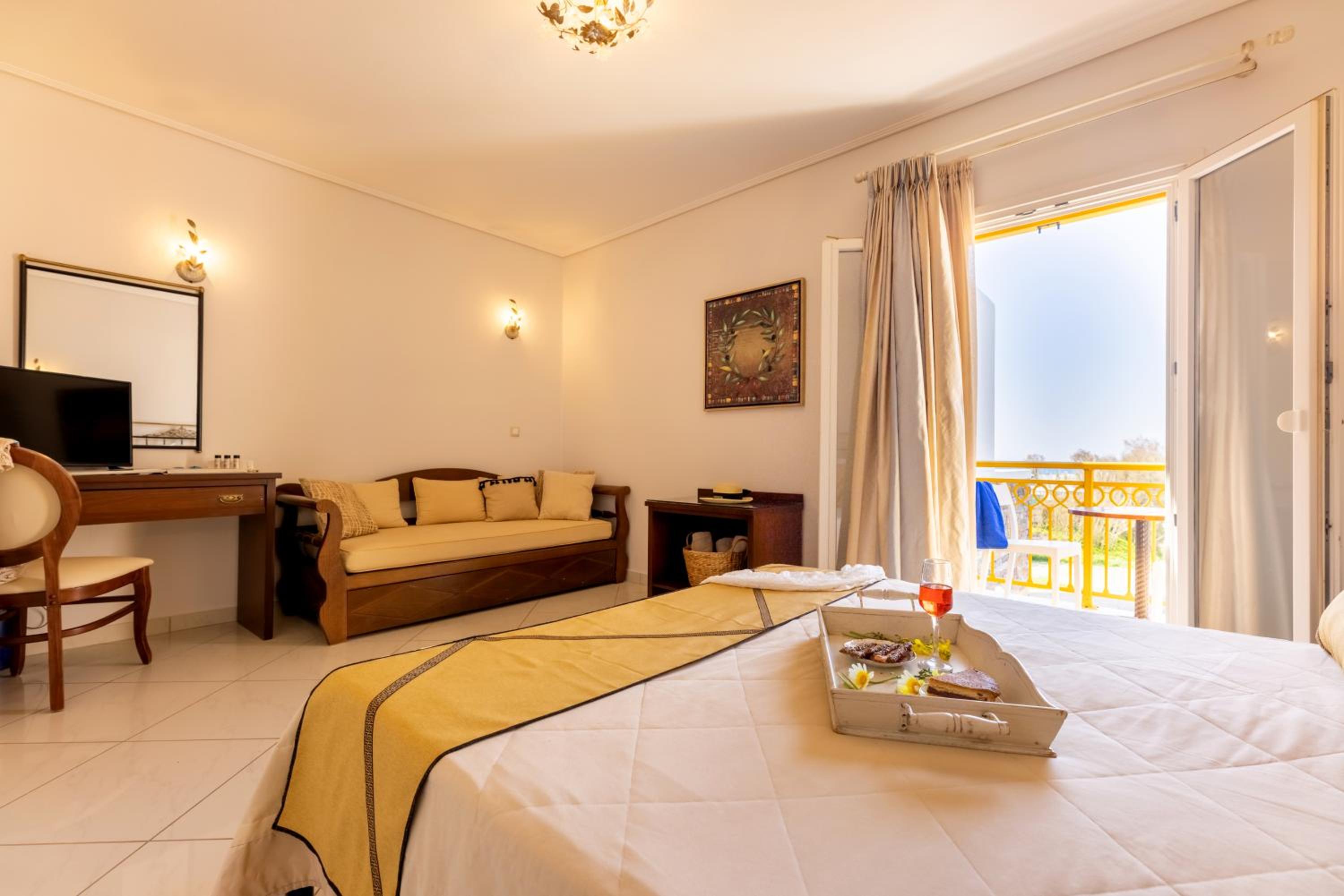 Standard Room with Garden View  - Photo 8