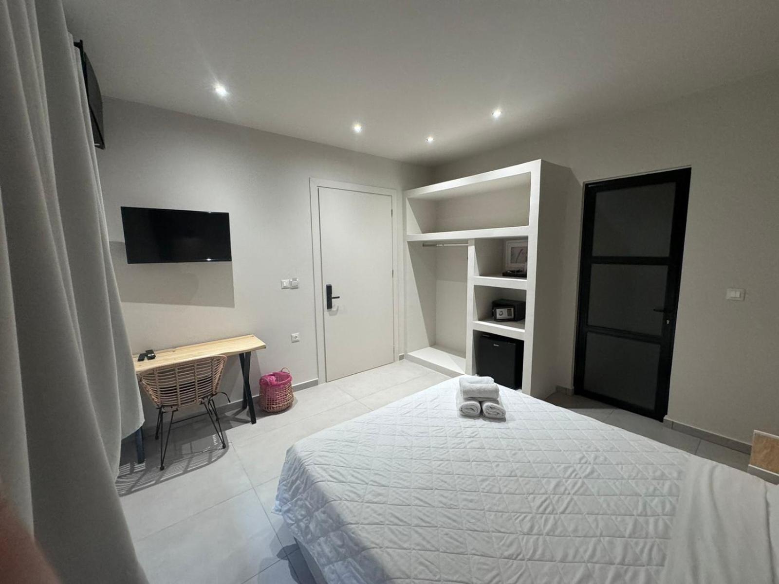 Queen Room - Photo 1