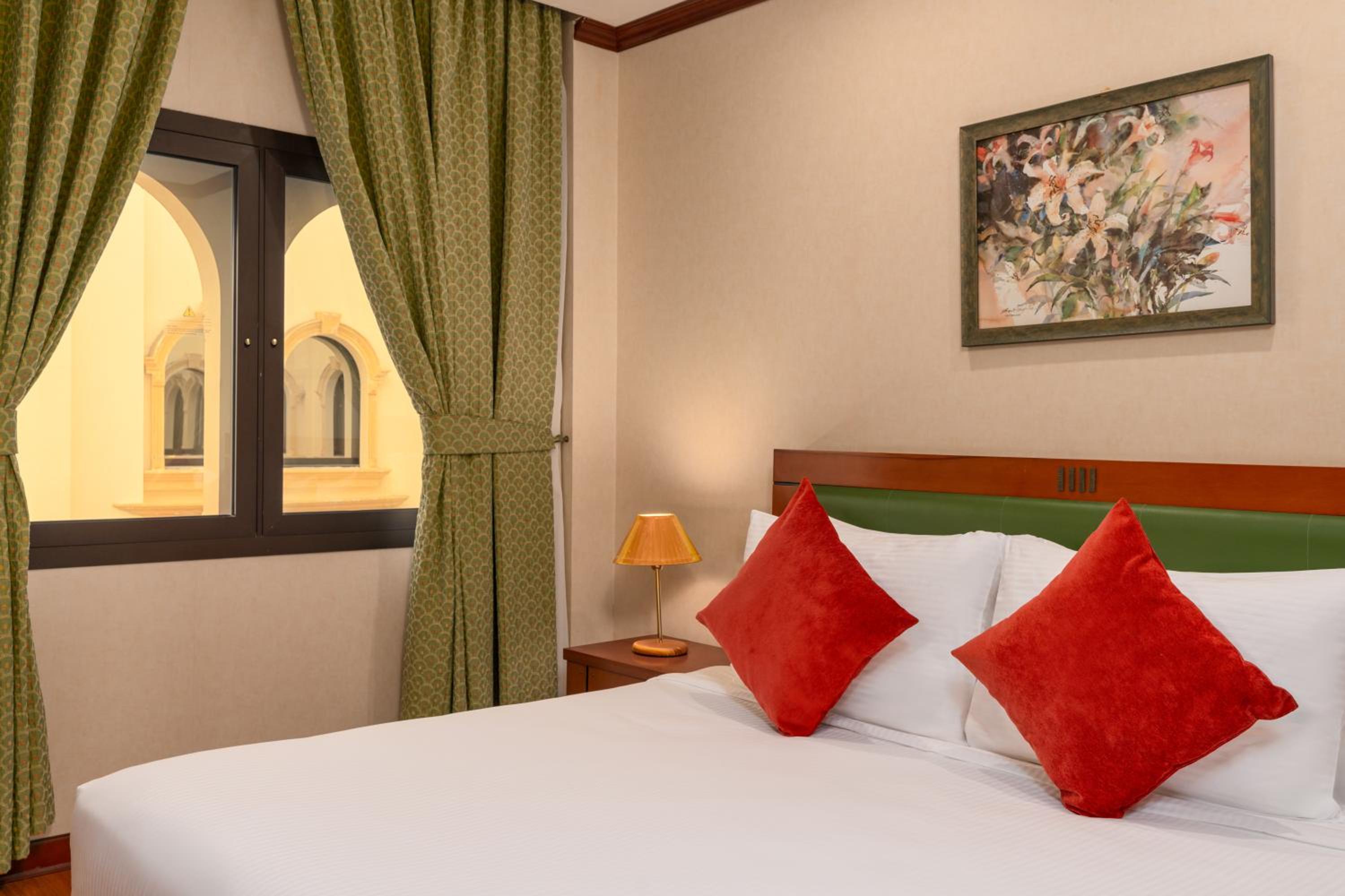 Classic King Room - Photo 4