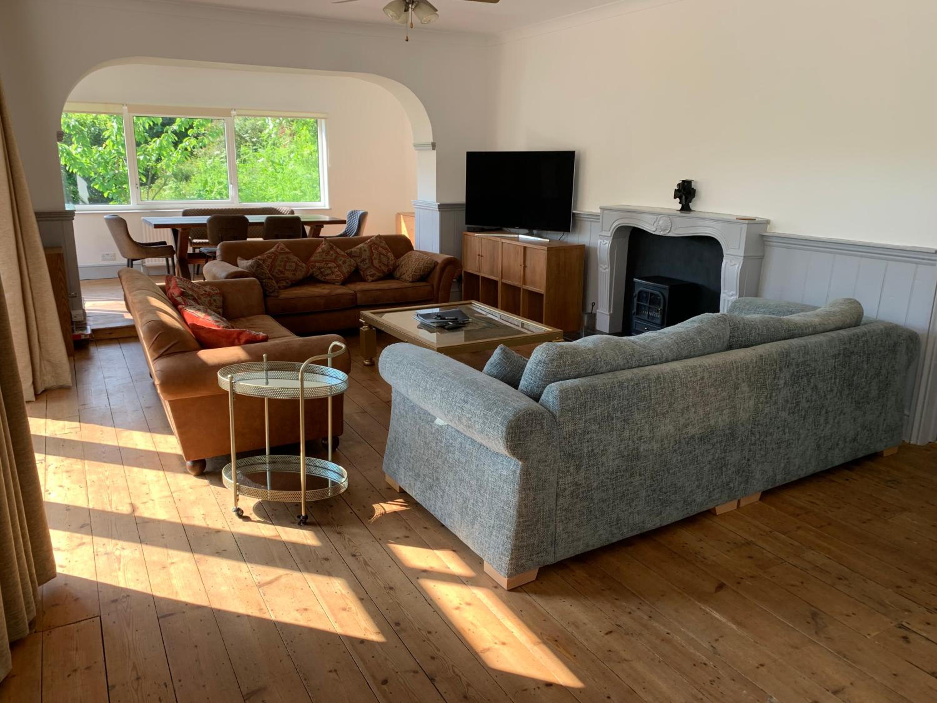 Four-Bedroom House photo 1