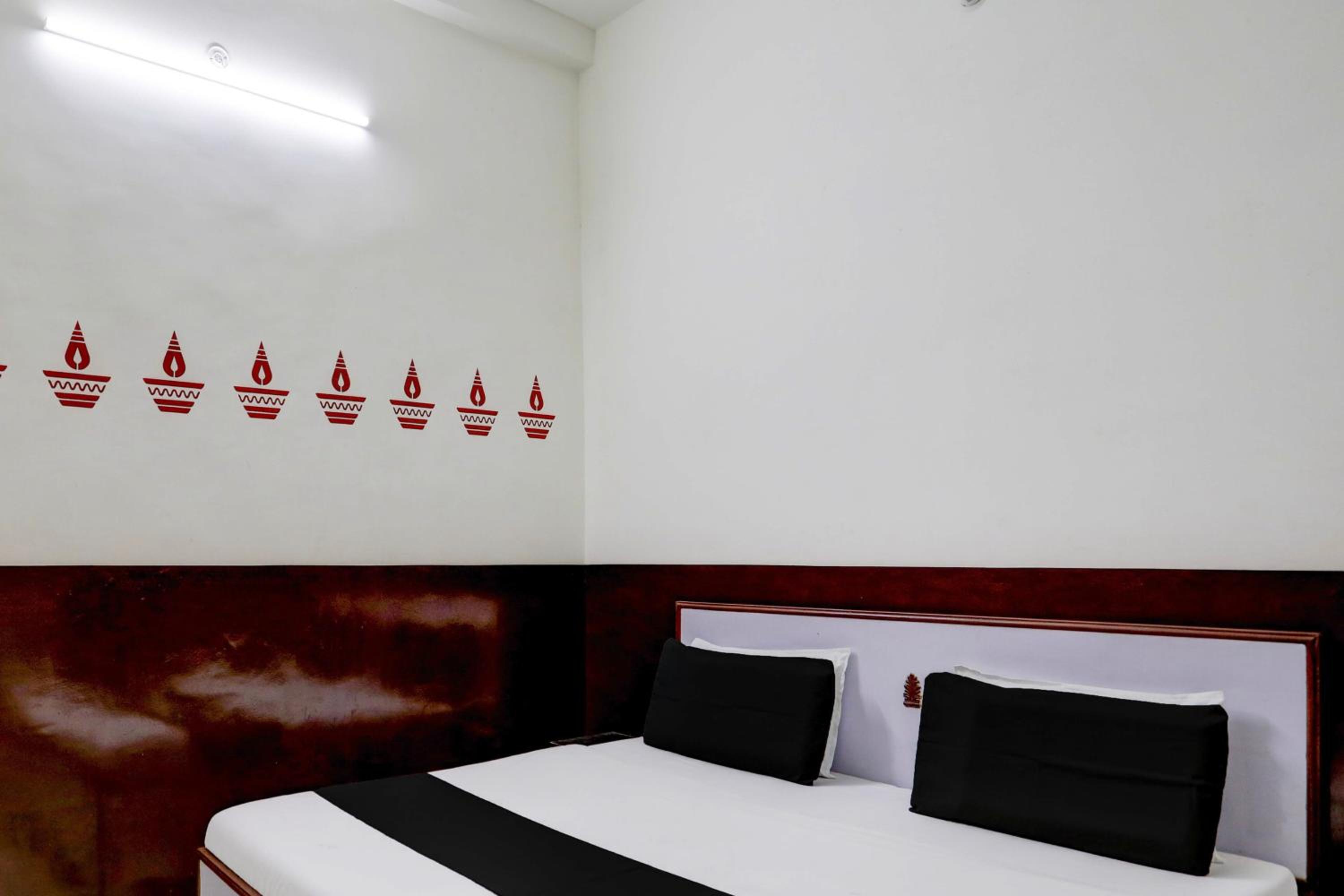 Classic Triple Room photo 2
