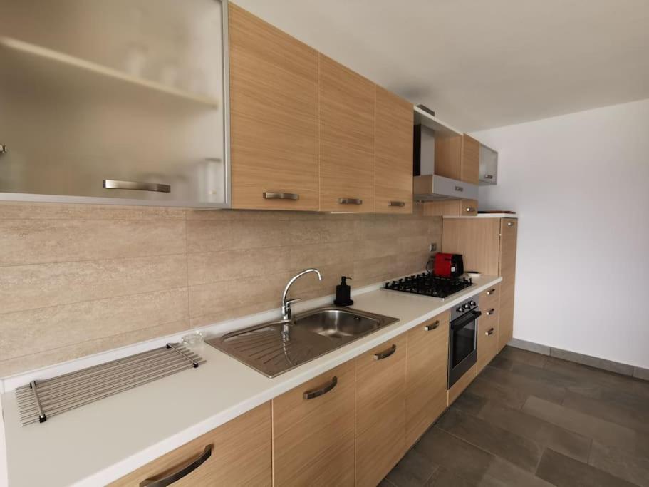 Studio Apartment photo 2
