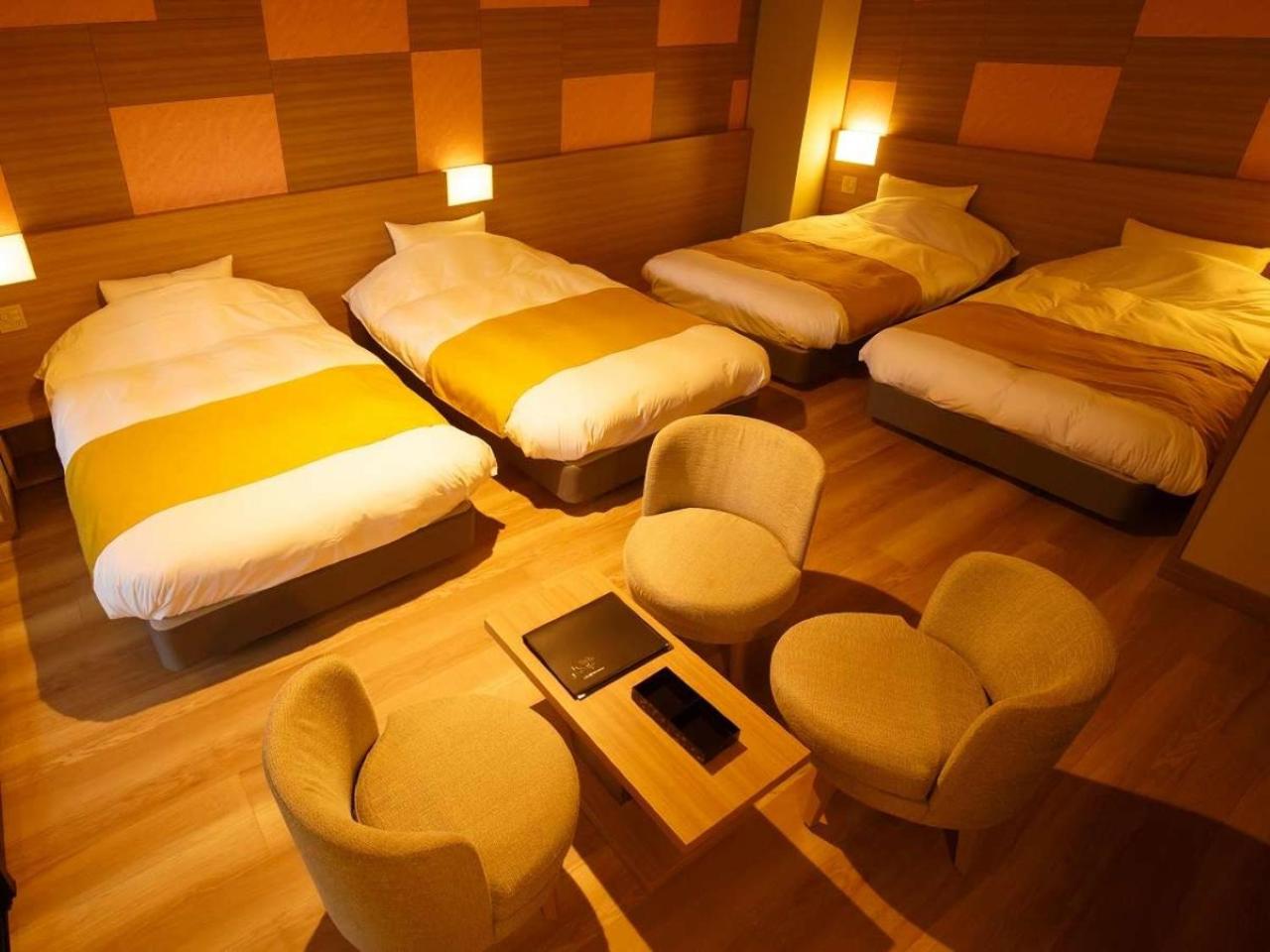 Quadruple Room with Semi Open-Air Bath - Photo 3