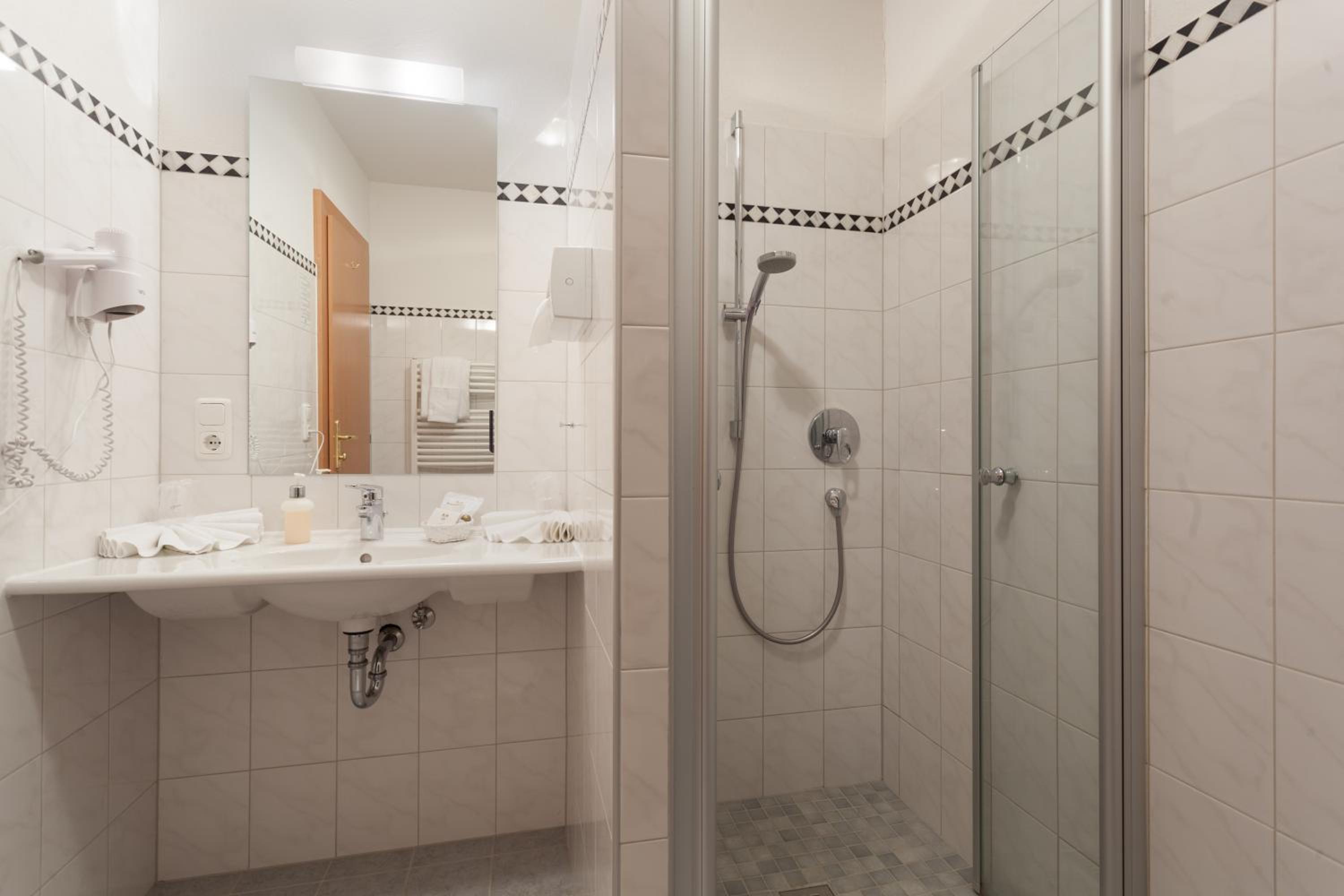 Triple Room - Photo 3