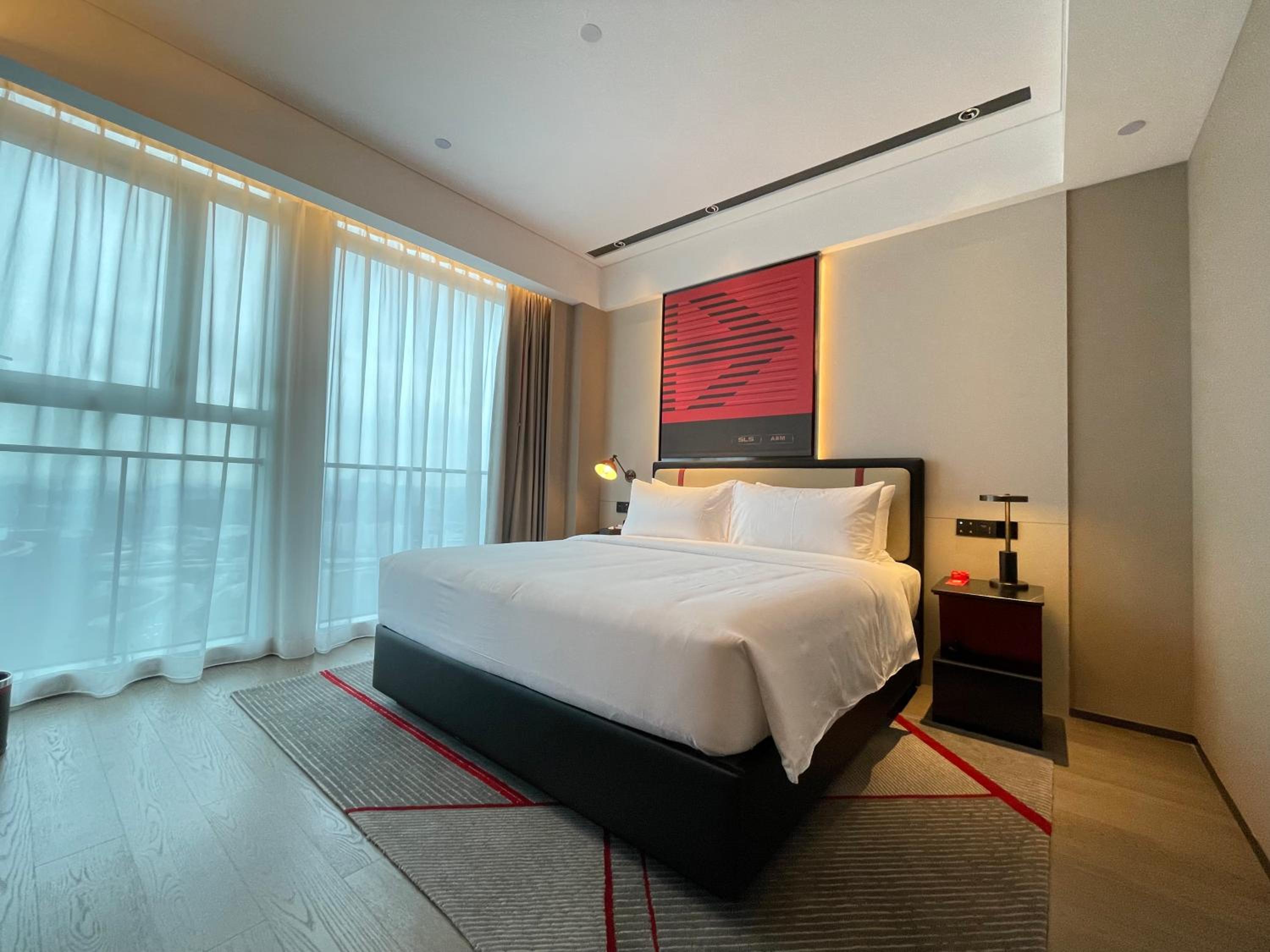 Comfort Queen Room photo 3