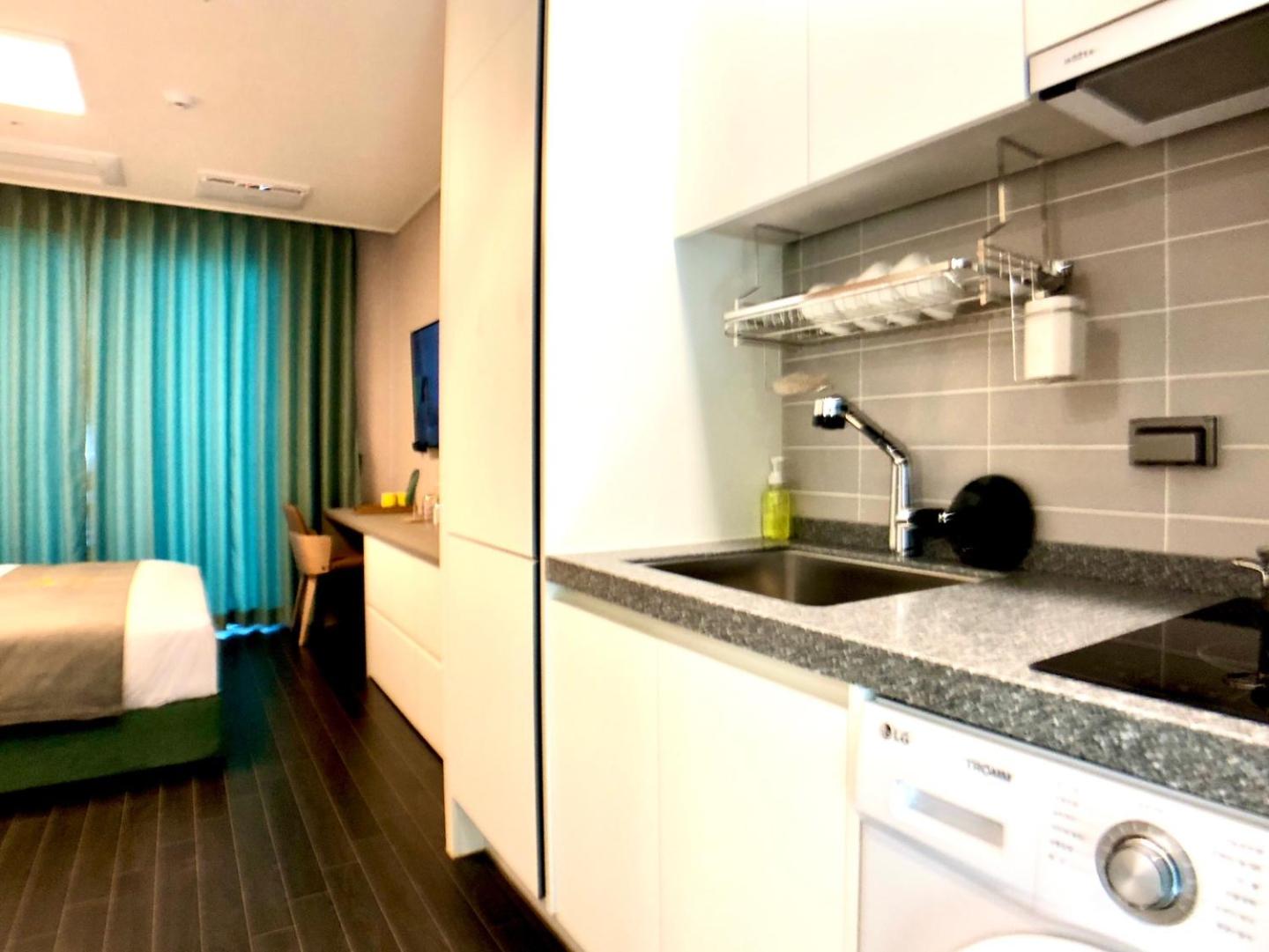 Double Room - Photo 4