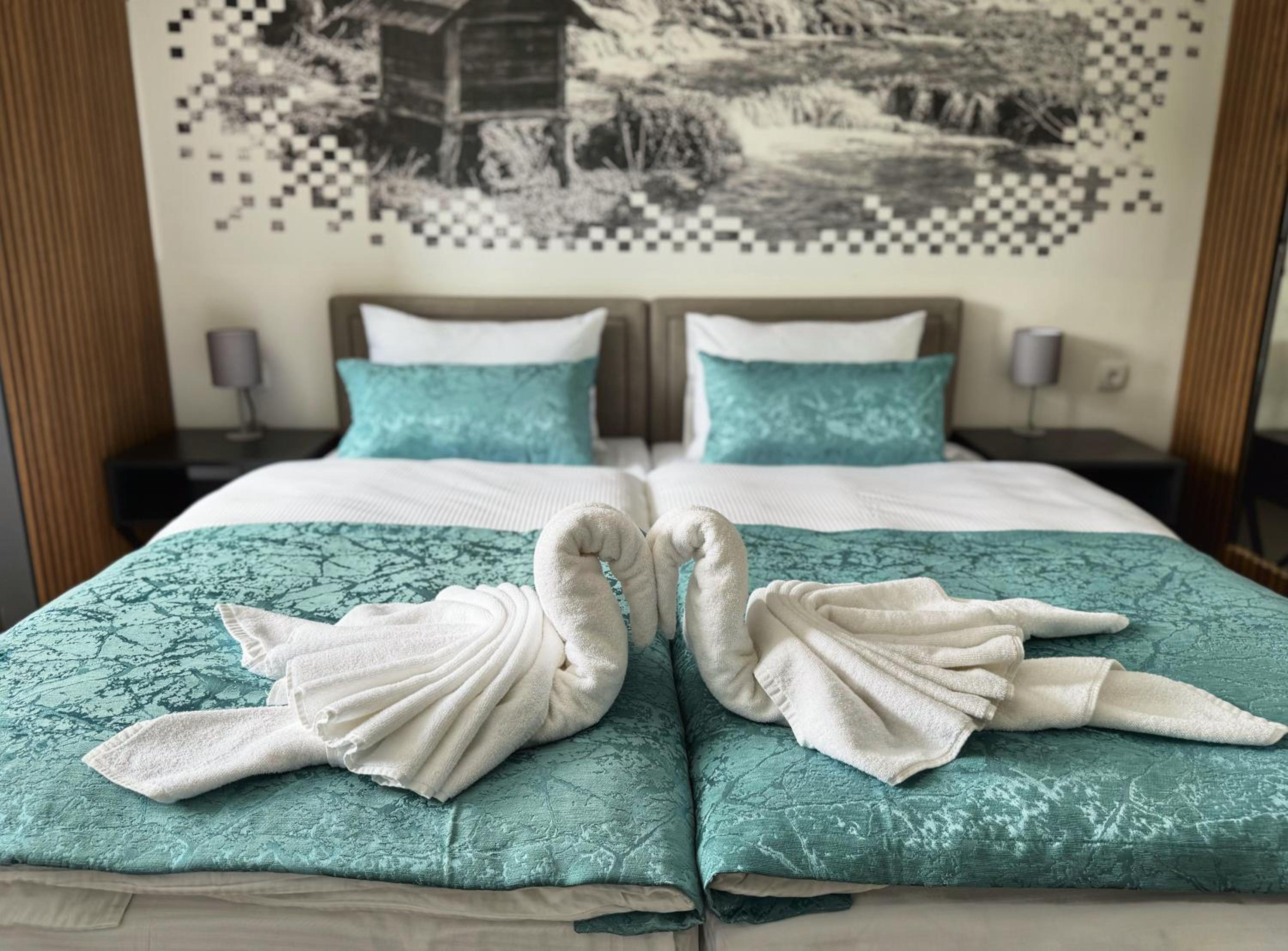 One-Bedroom Deluxe Apartment
