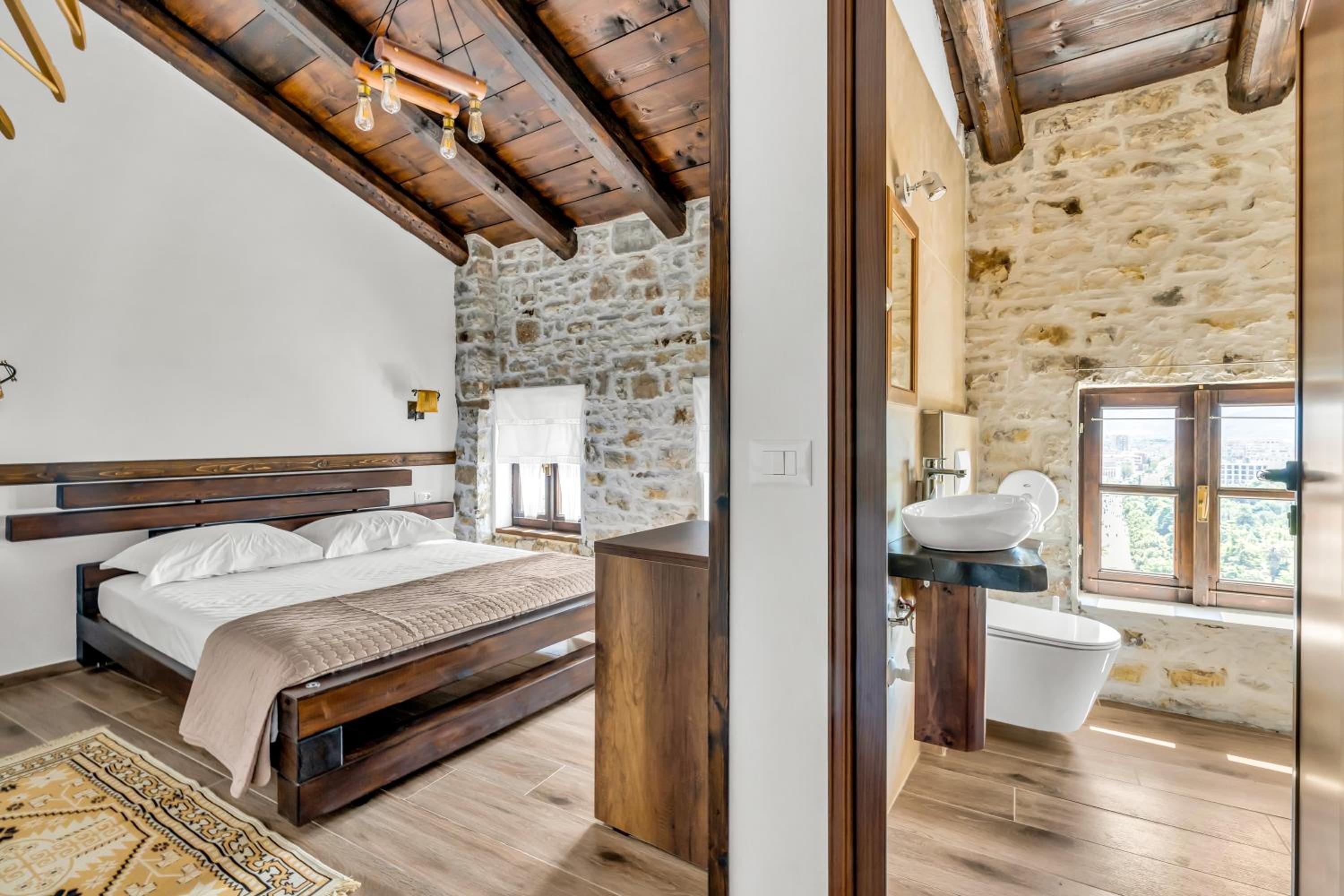 Double Room with Mountain View