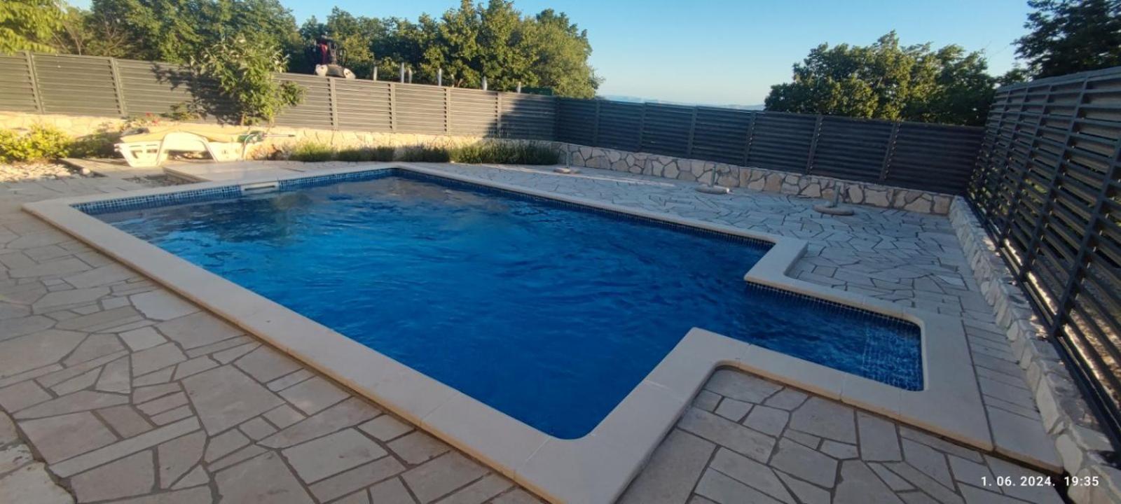 Villa photo 2