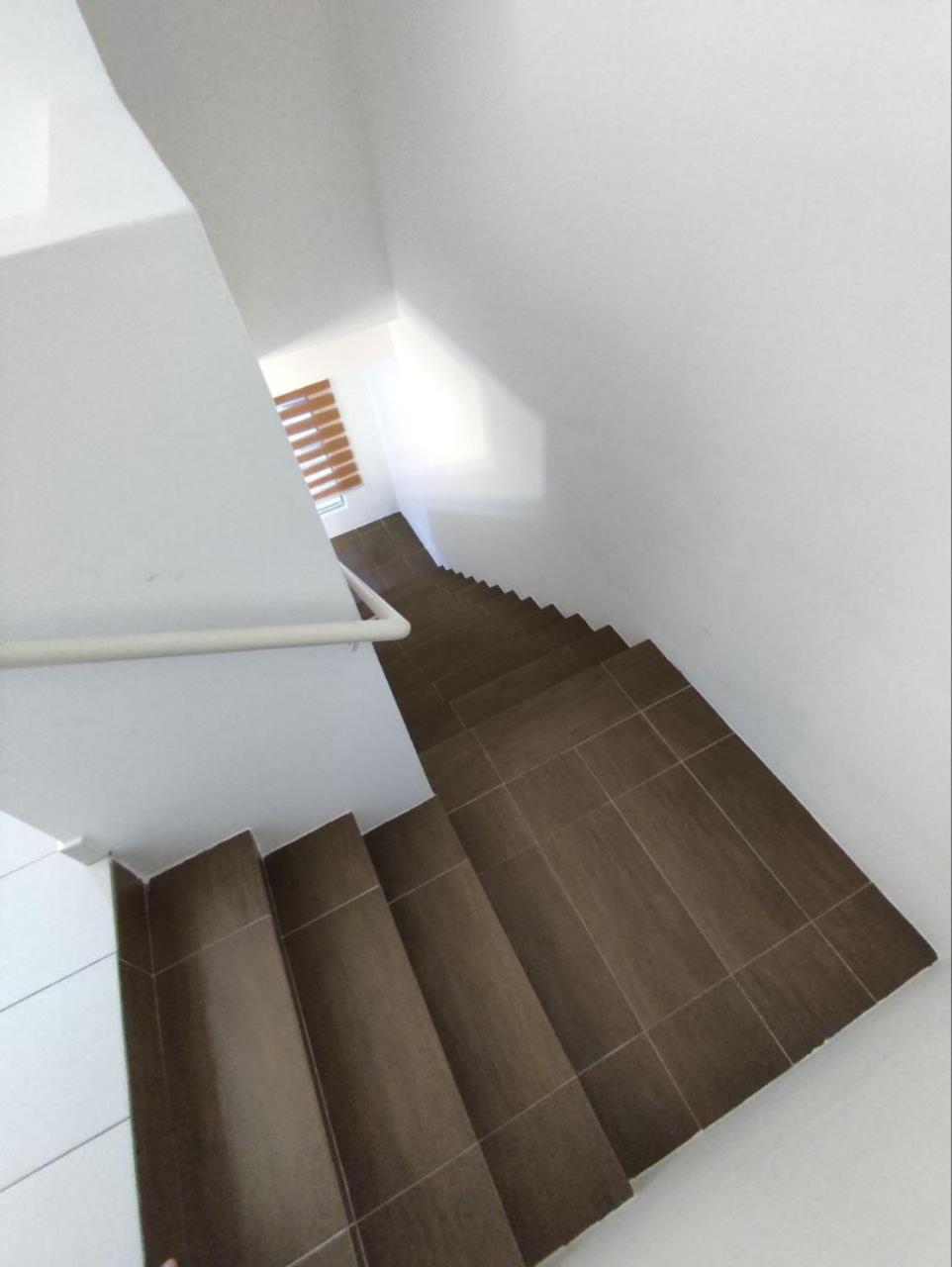 Four-Bedroom House photo 2