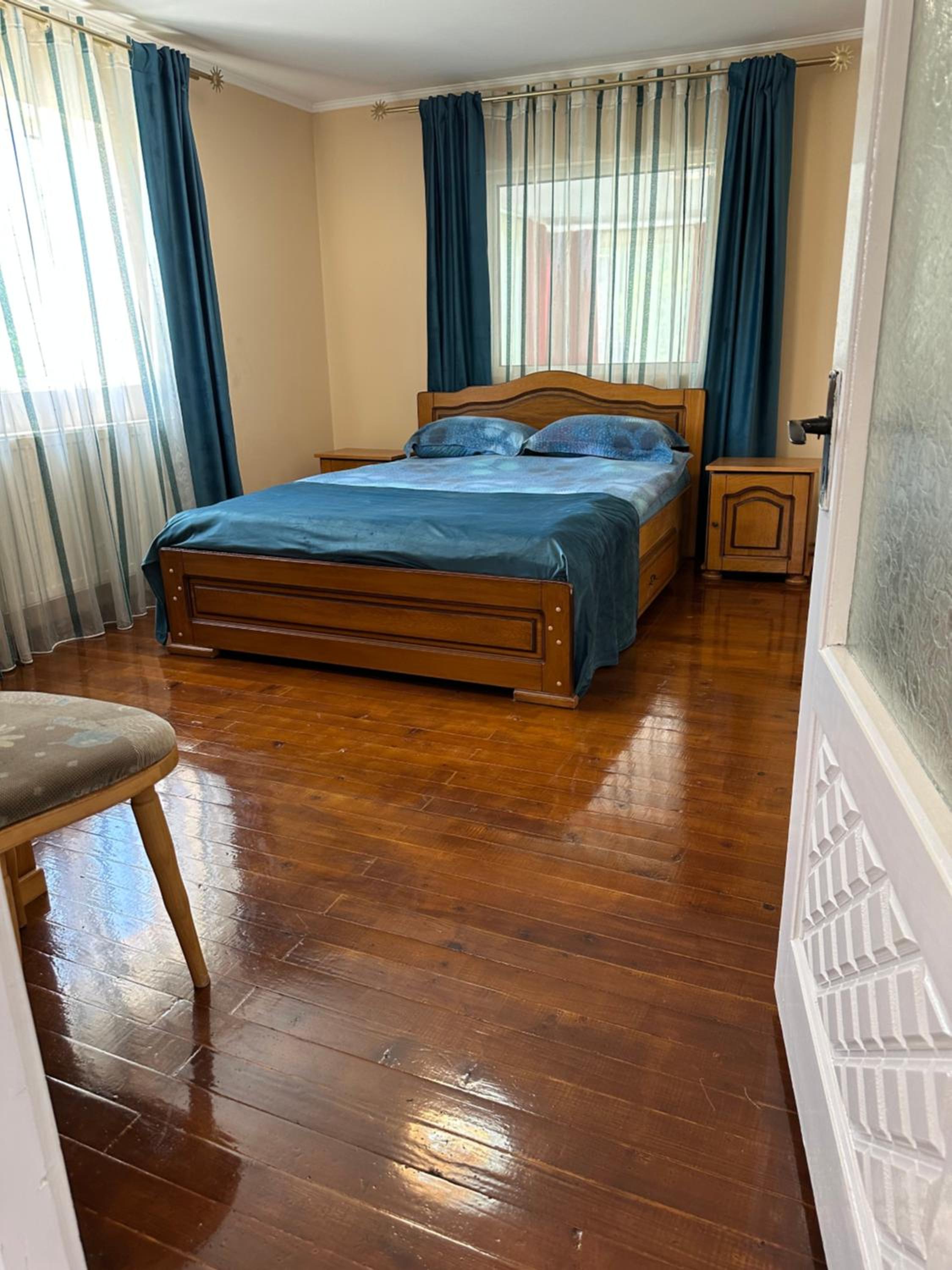 Four-Bedroom House - Photo 14