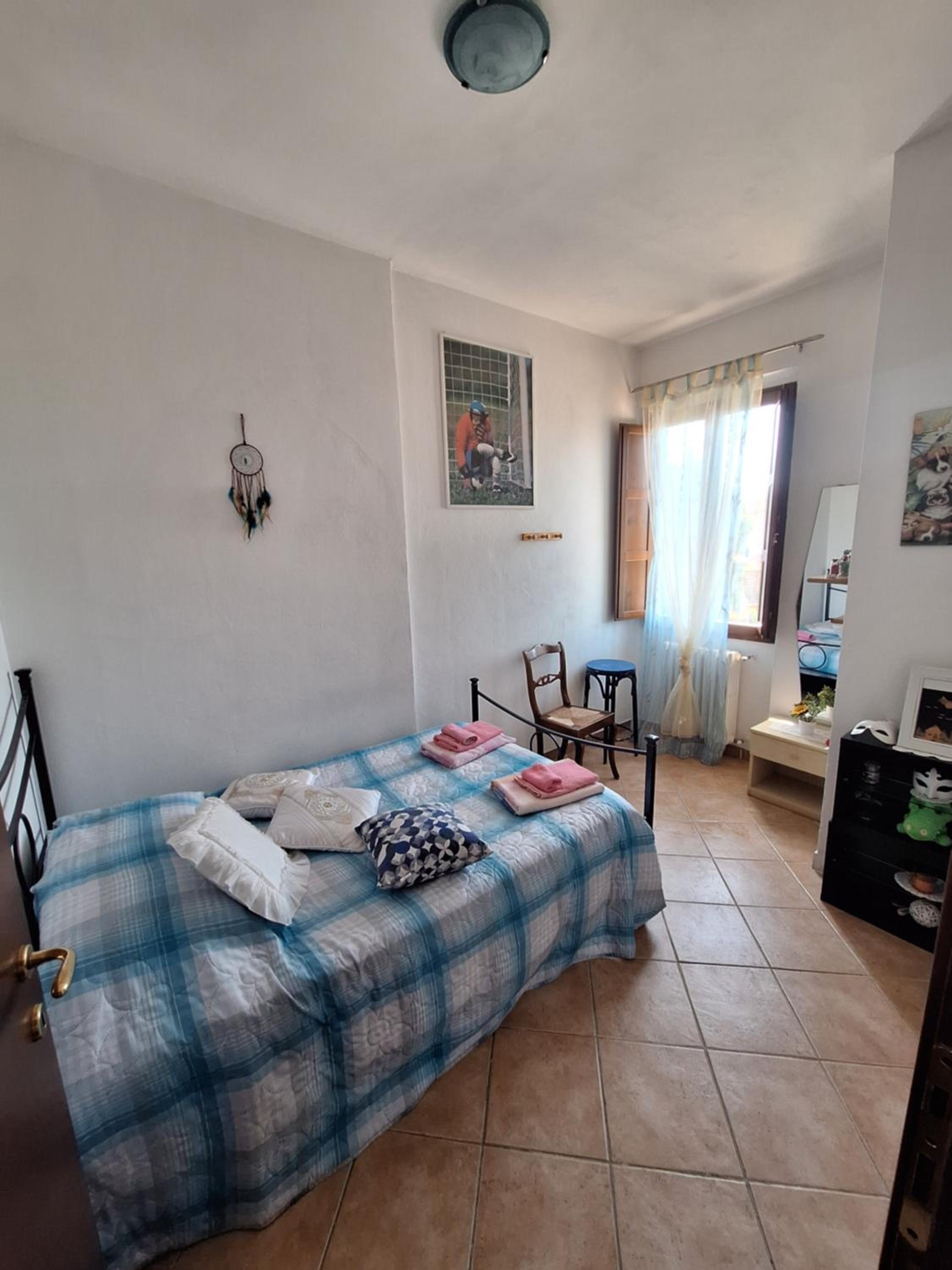 Three-Bedroom Apartment - Photo 20