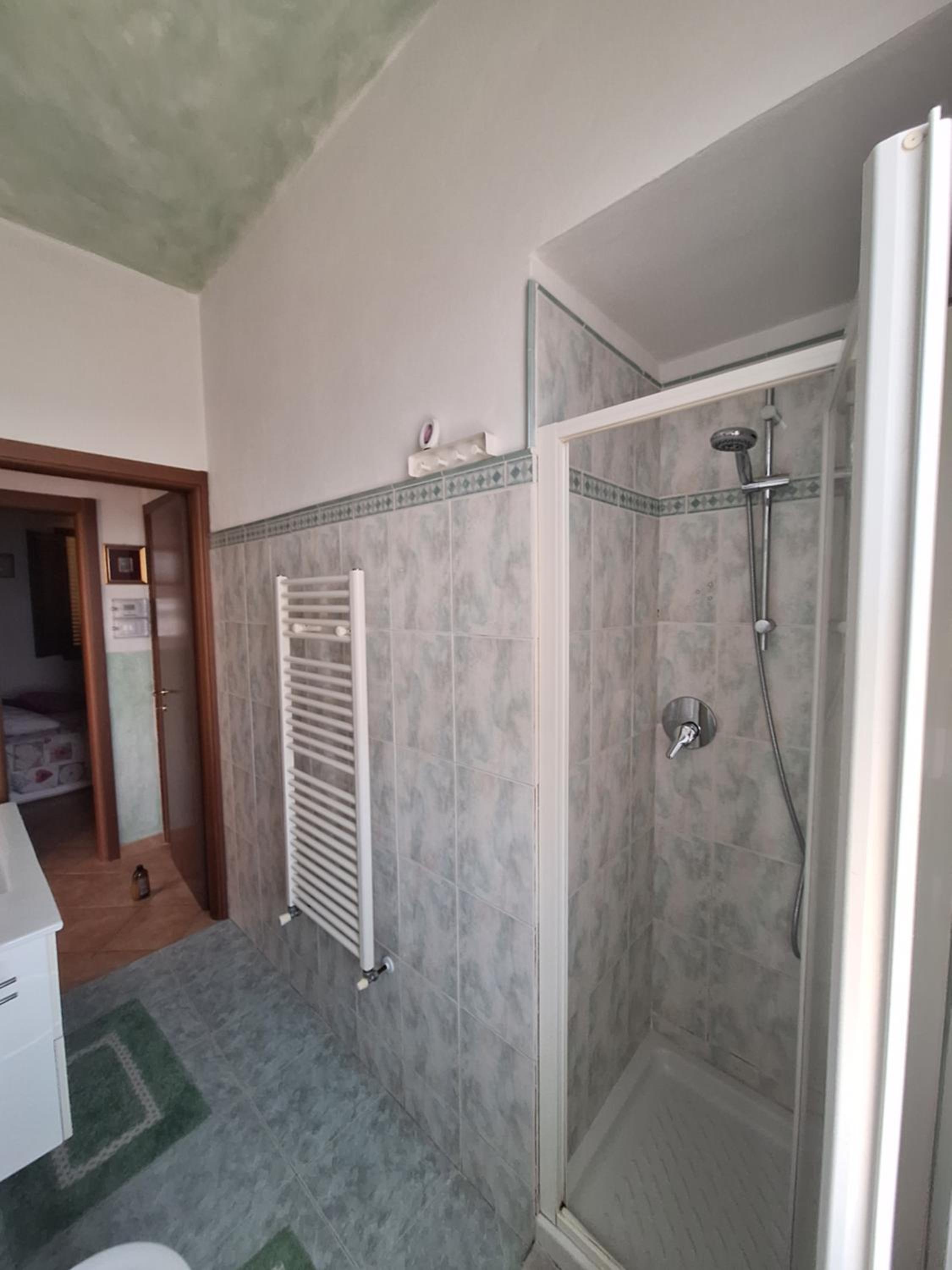 Three-Bedroom Apartment - Photo 19