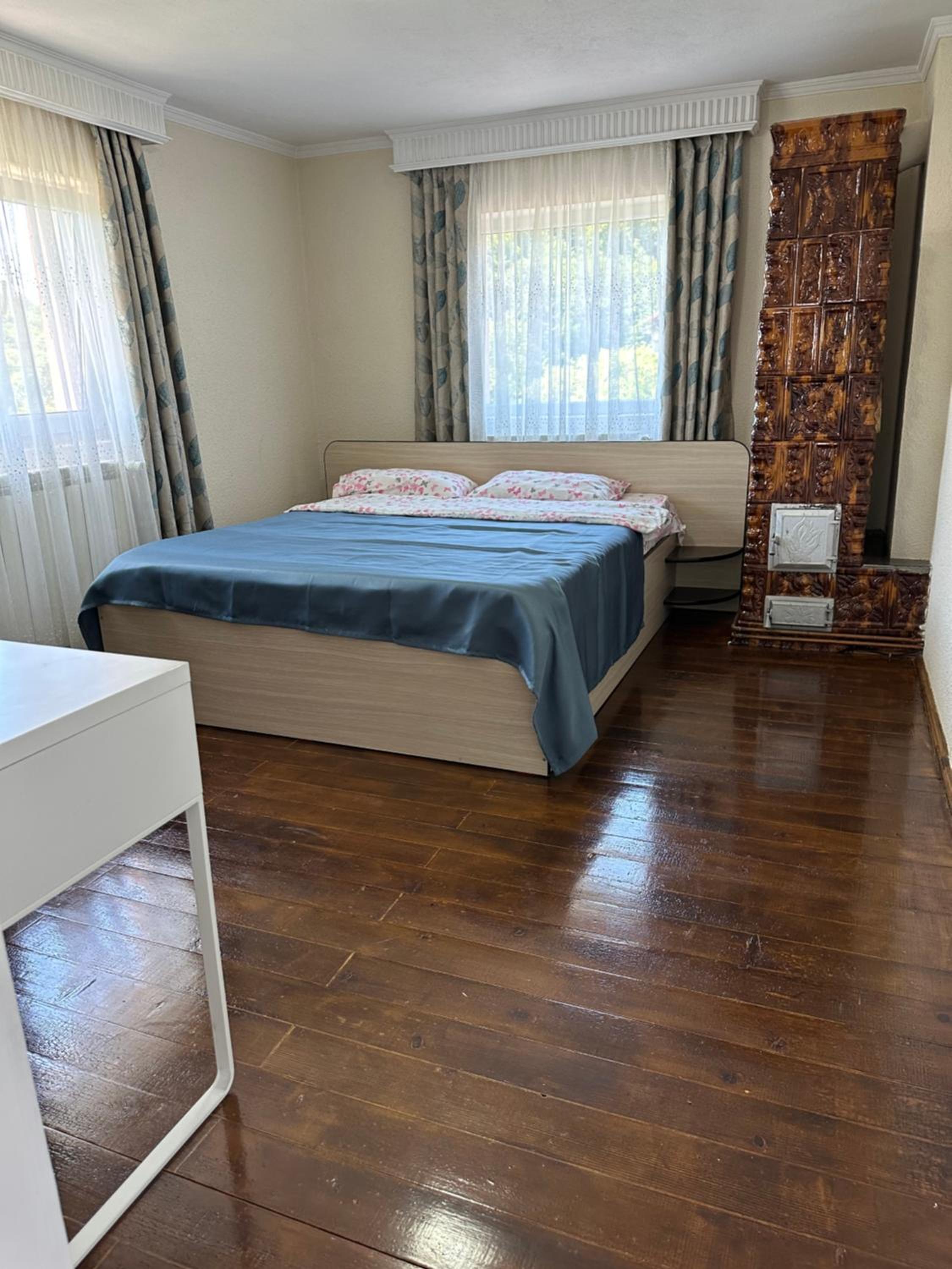Four-Bedroom House - Photo 17