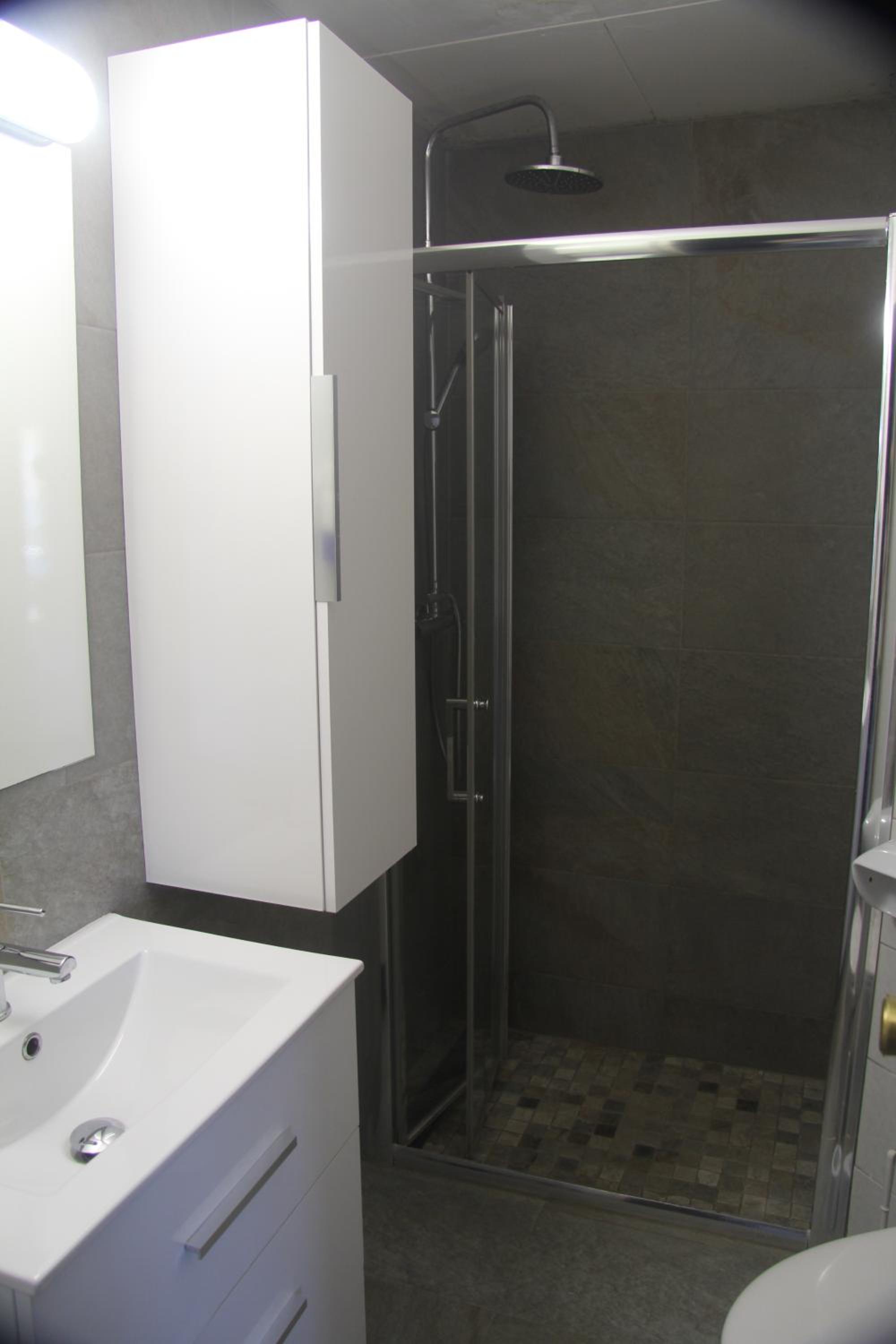 Large Studio - Photo 5