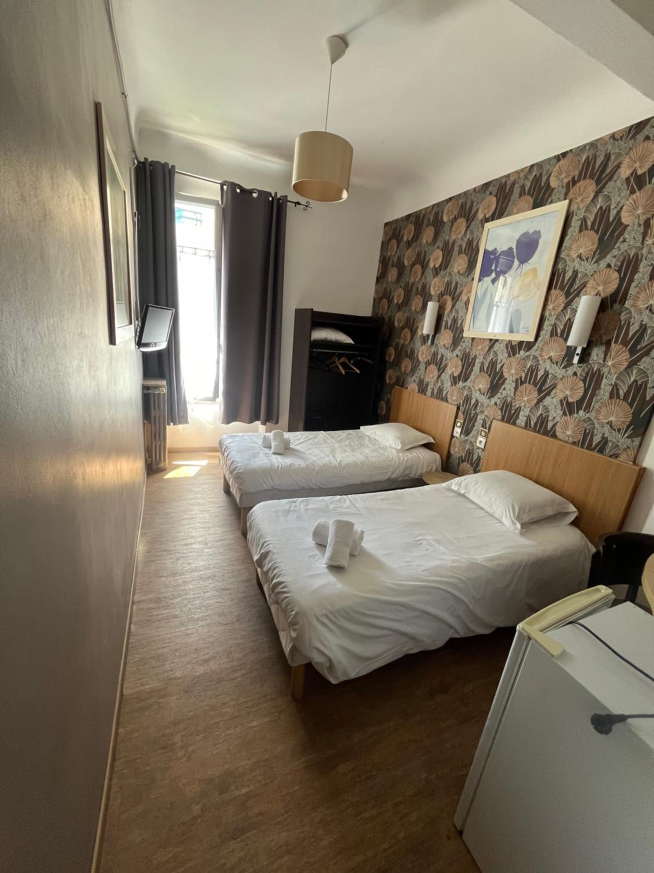 Double Room - Photo 4