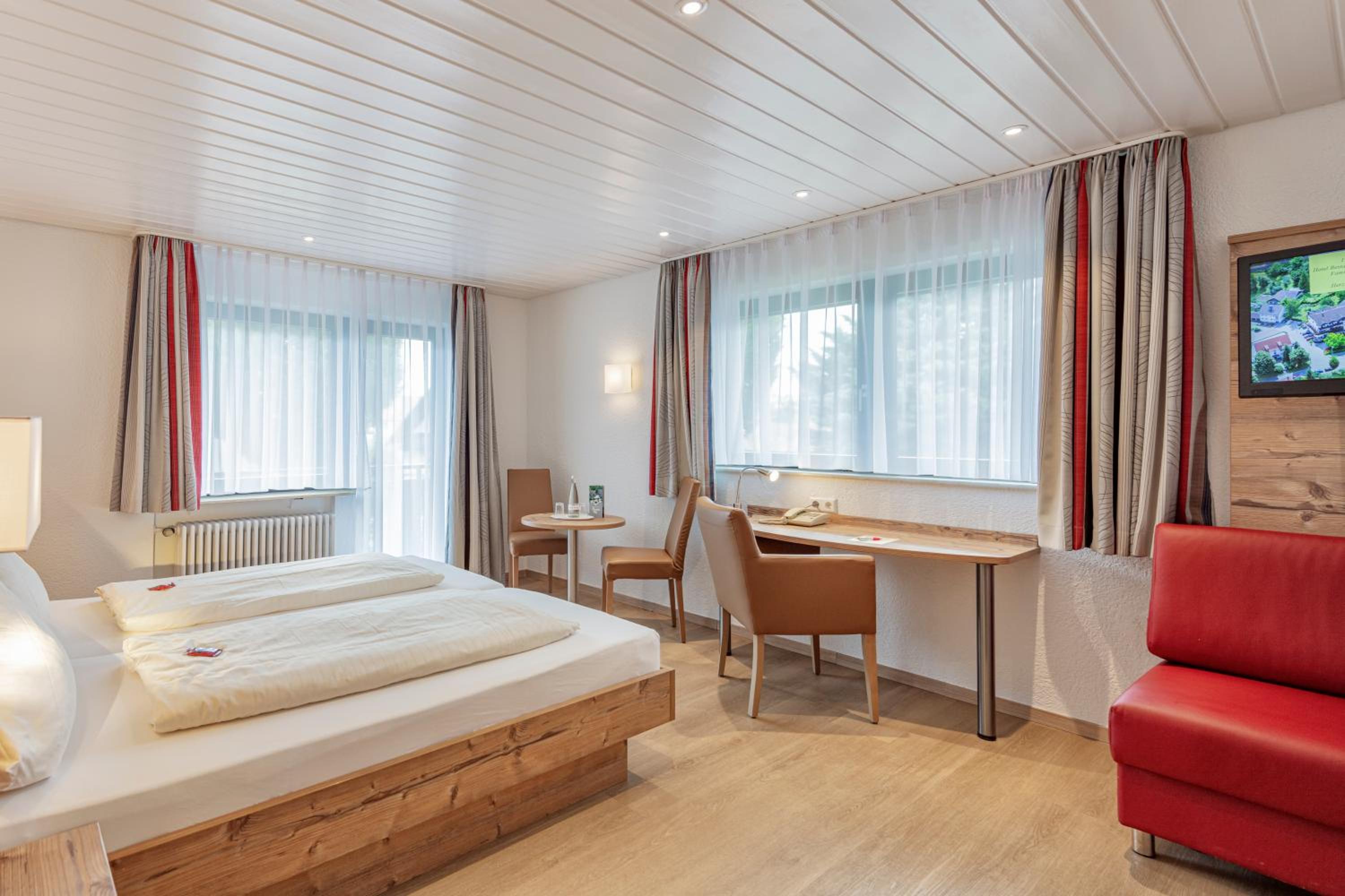 Double Room - Photo 11