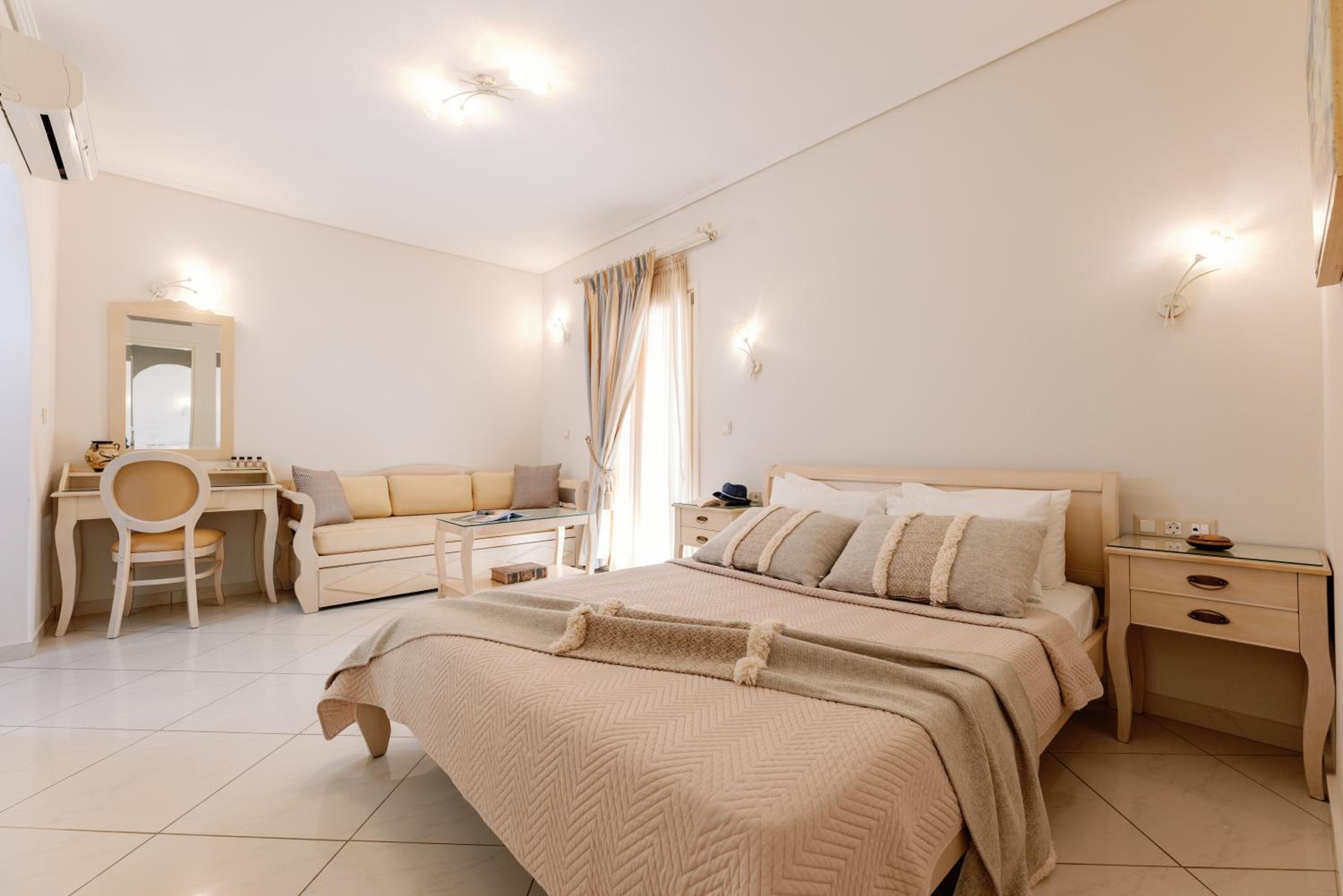 Comfort Apartment photo 2