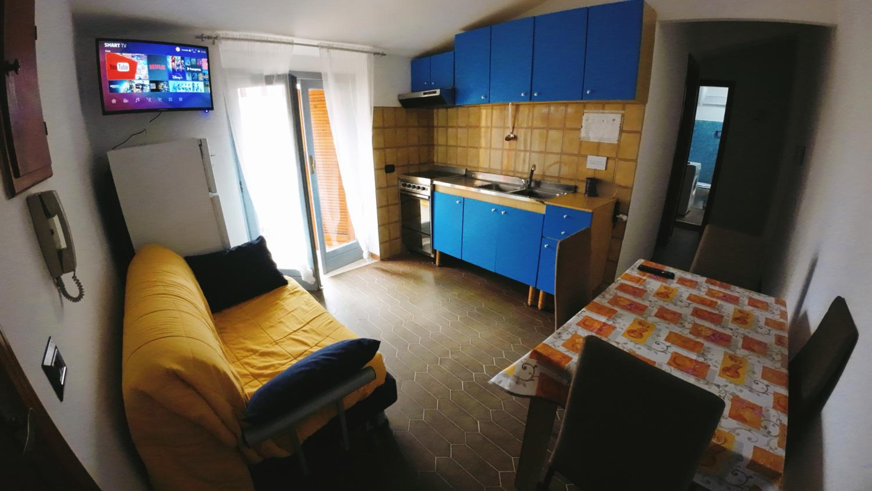 Two-Bedroom Apartment photo 2