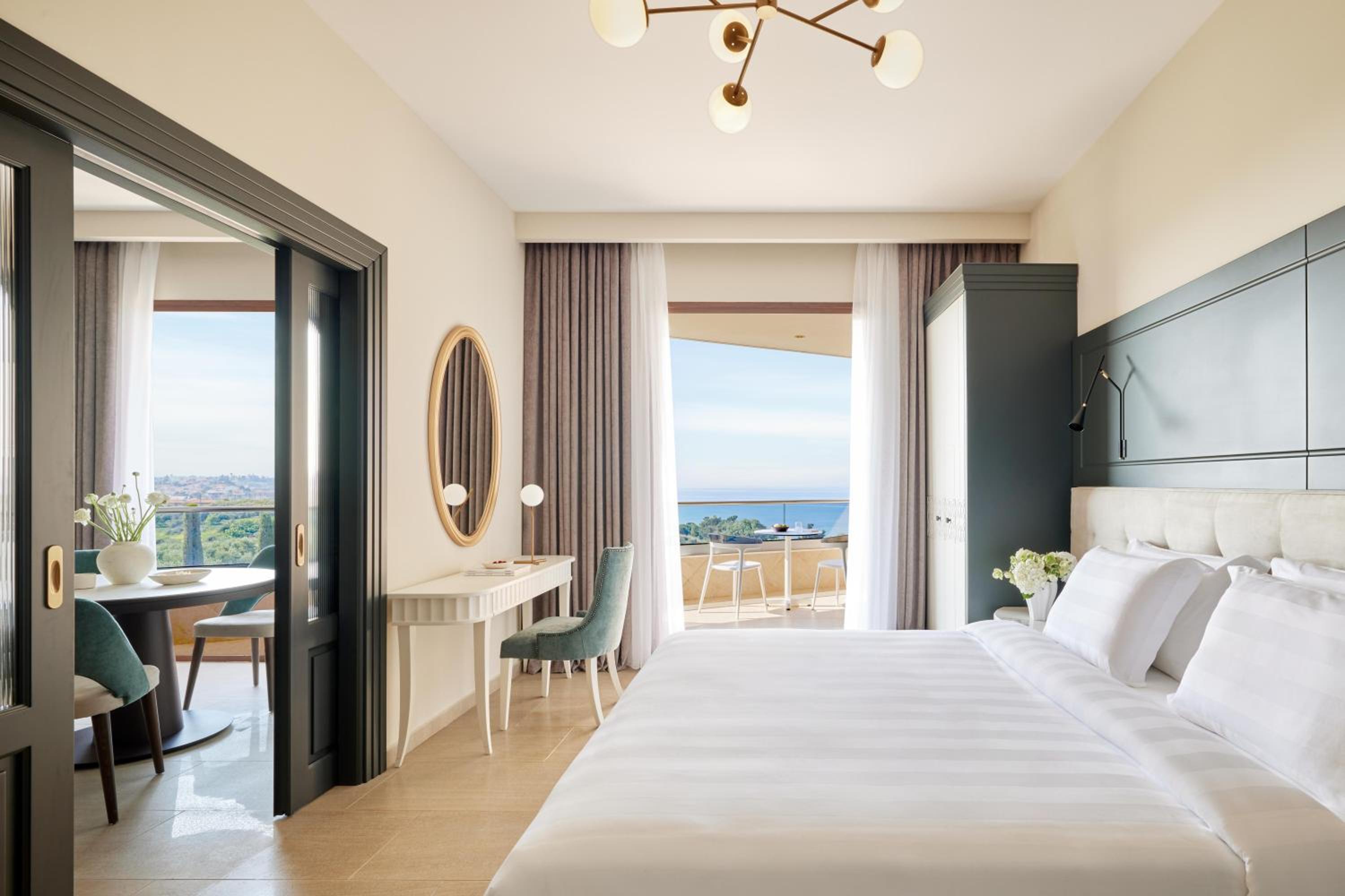 Family Suite Two-Bedroom Sea View