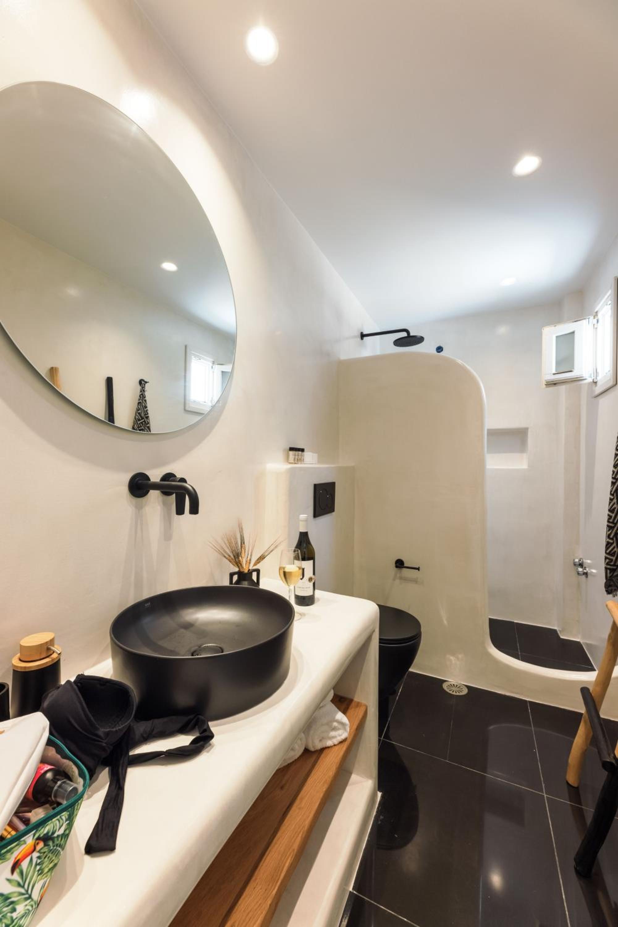 Premium Suite with Private Pool - Photo 10
