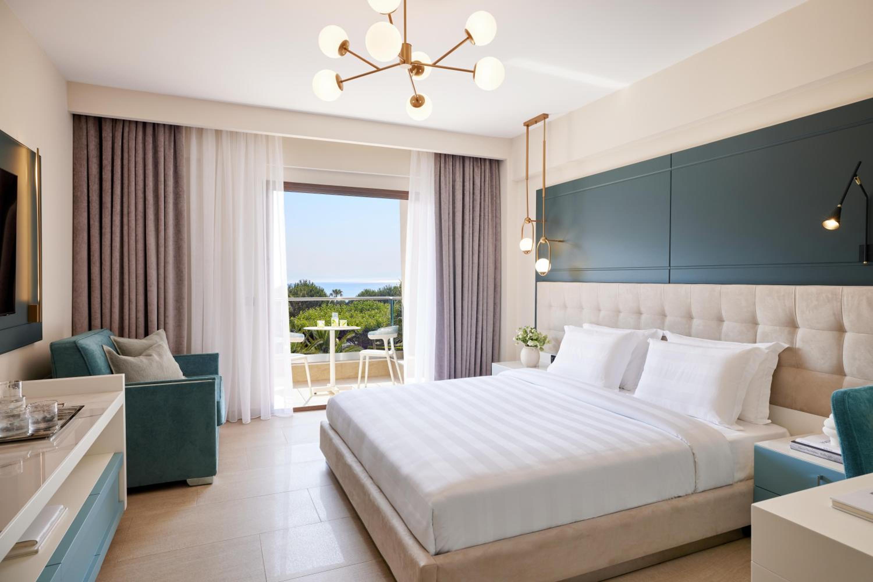 Elegant Double Side Sea View