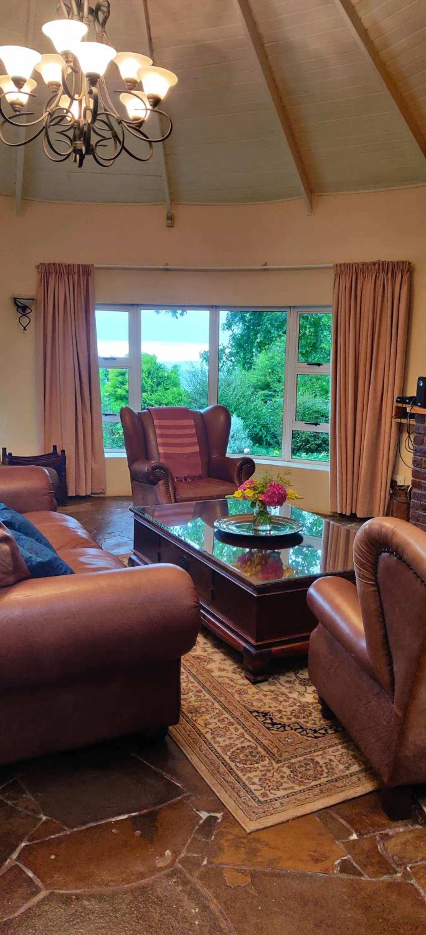 Four-Bedroom House photo 1