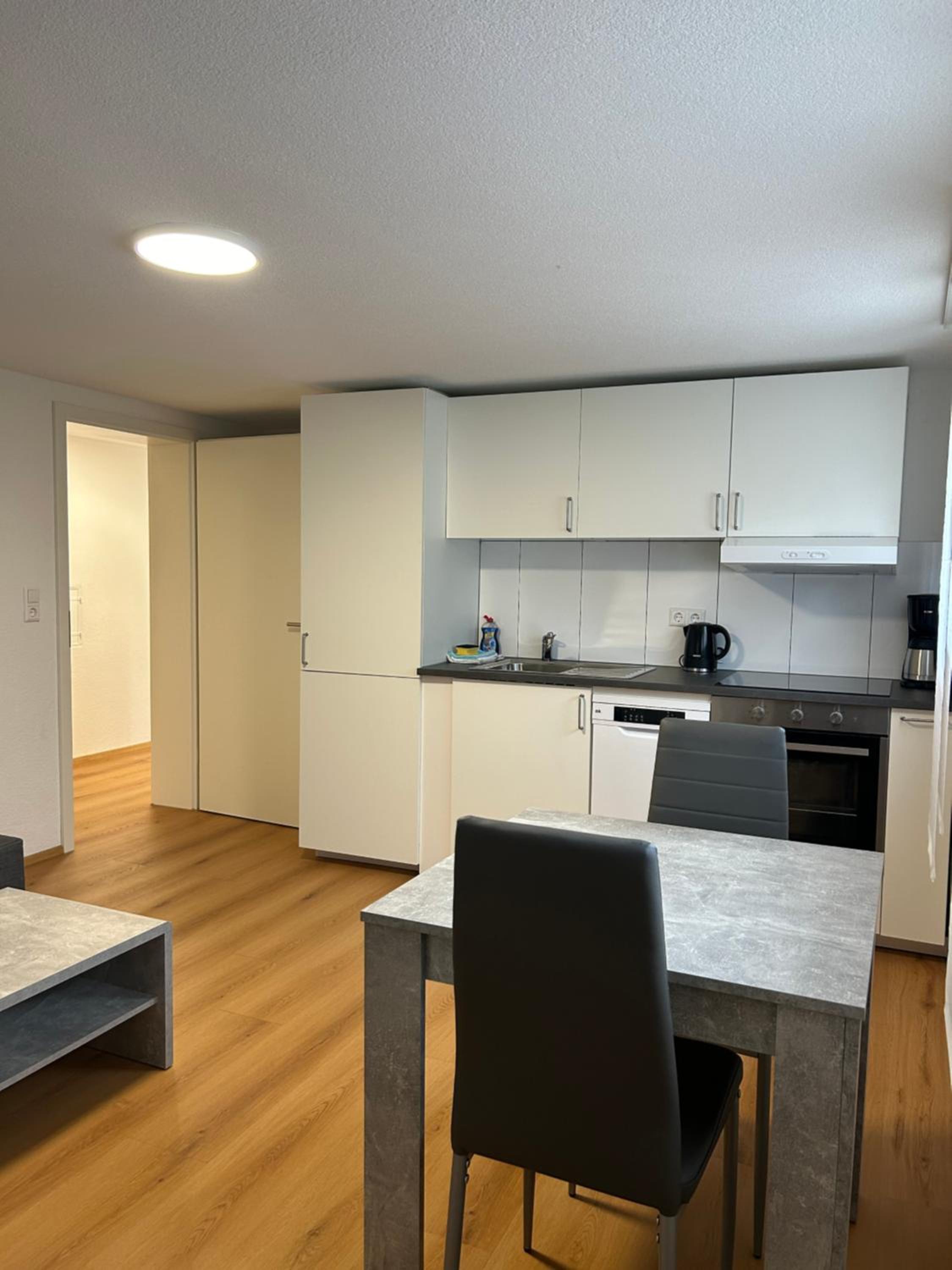 Apartment photo 2