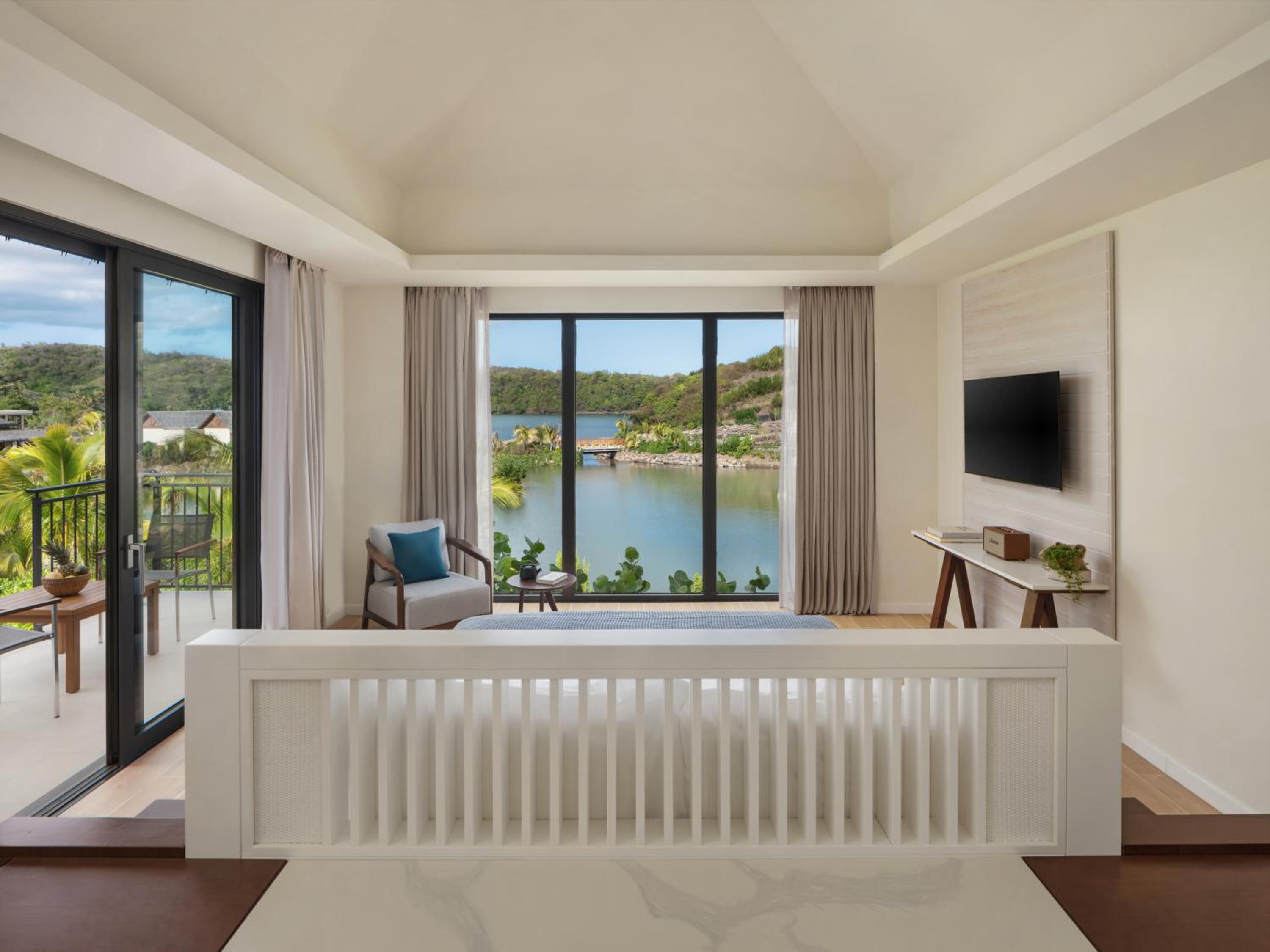 Lagoon Pool Villa photo 2