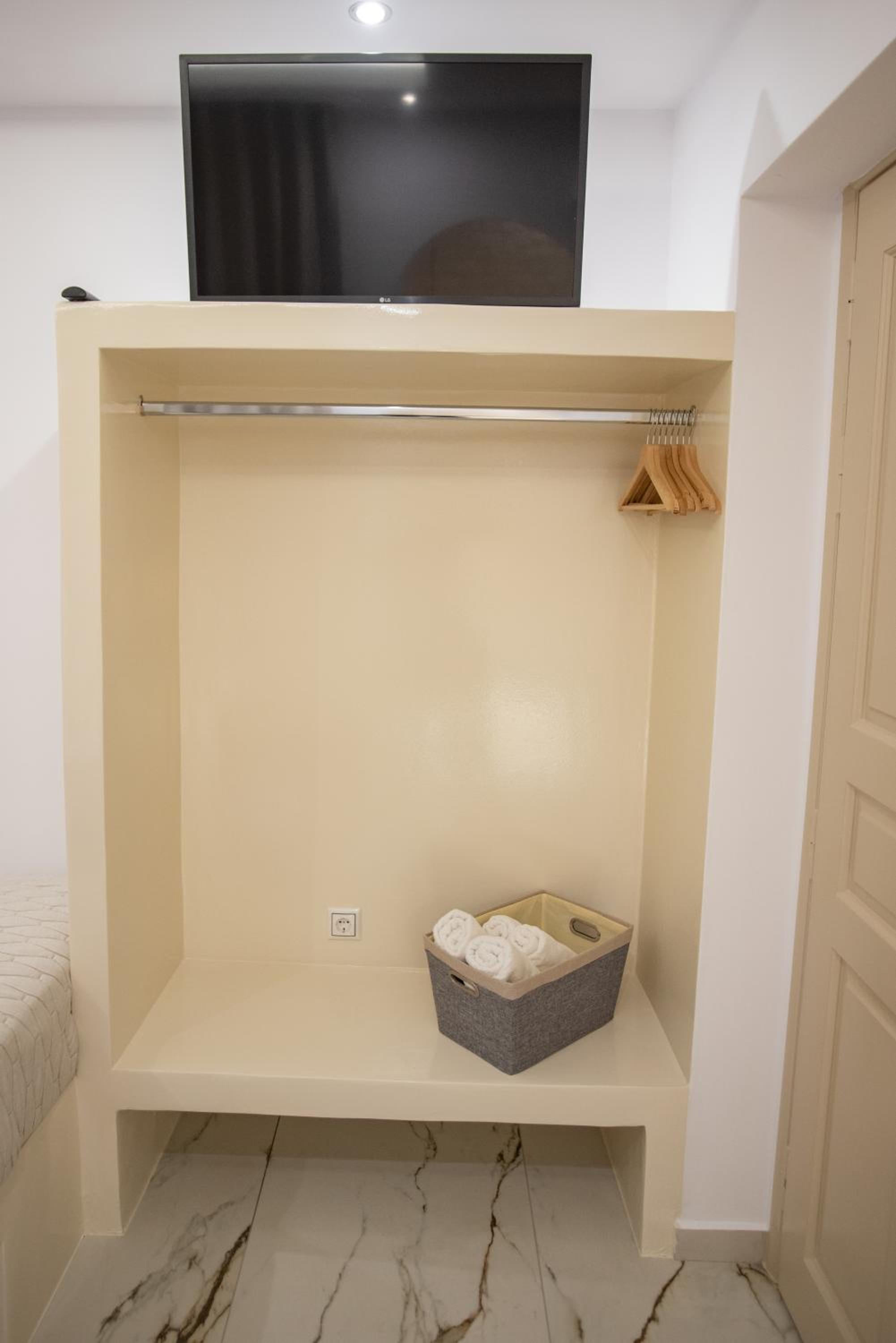 One-Bedroom Superior Apartment