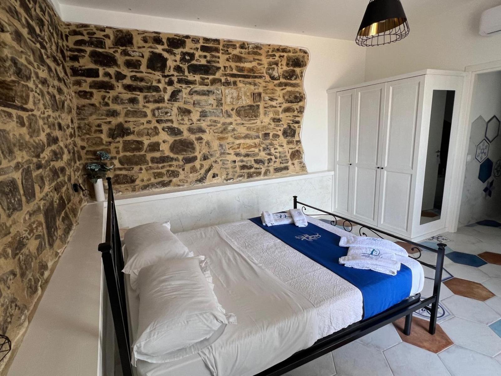 Double Room with Sea View photo 1